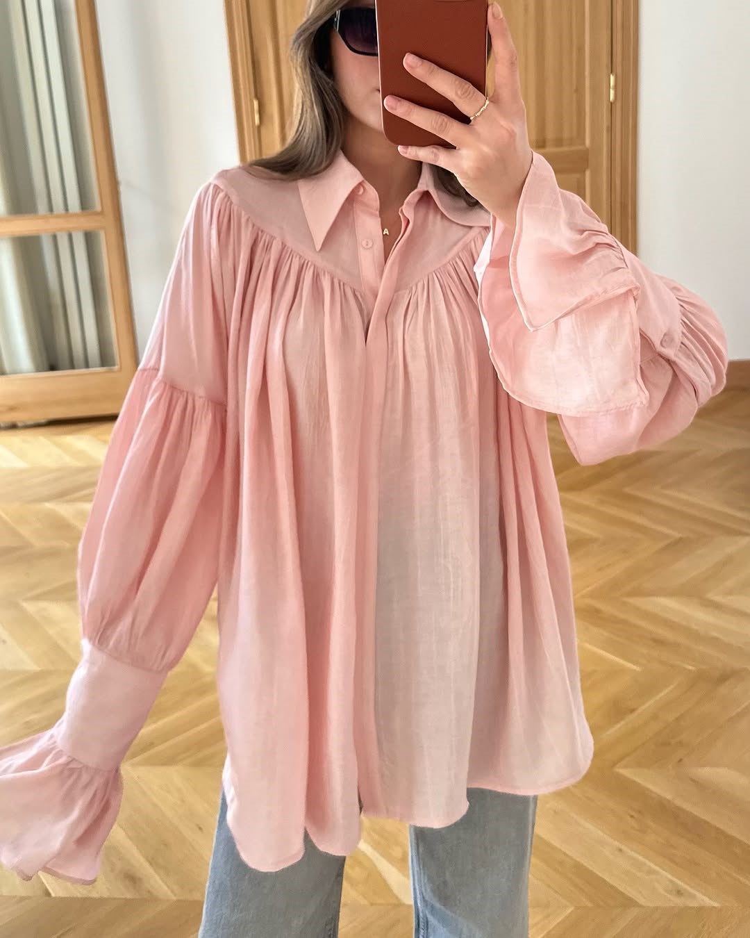 Women's Summer Chic Turndown Collar Bell-Bottom Sleeve Pleated Loose Long-Sleeve Shirt 3