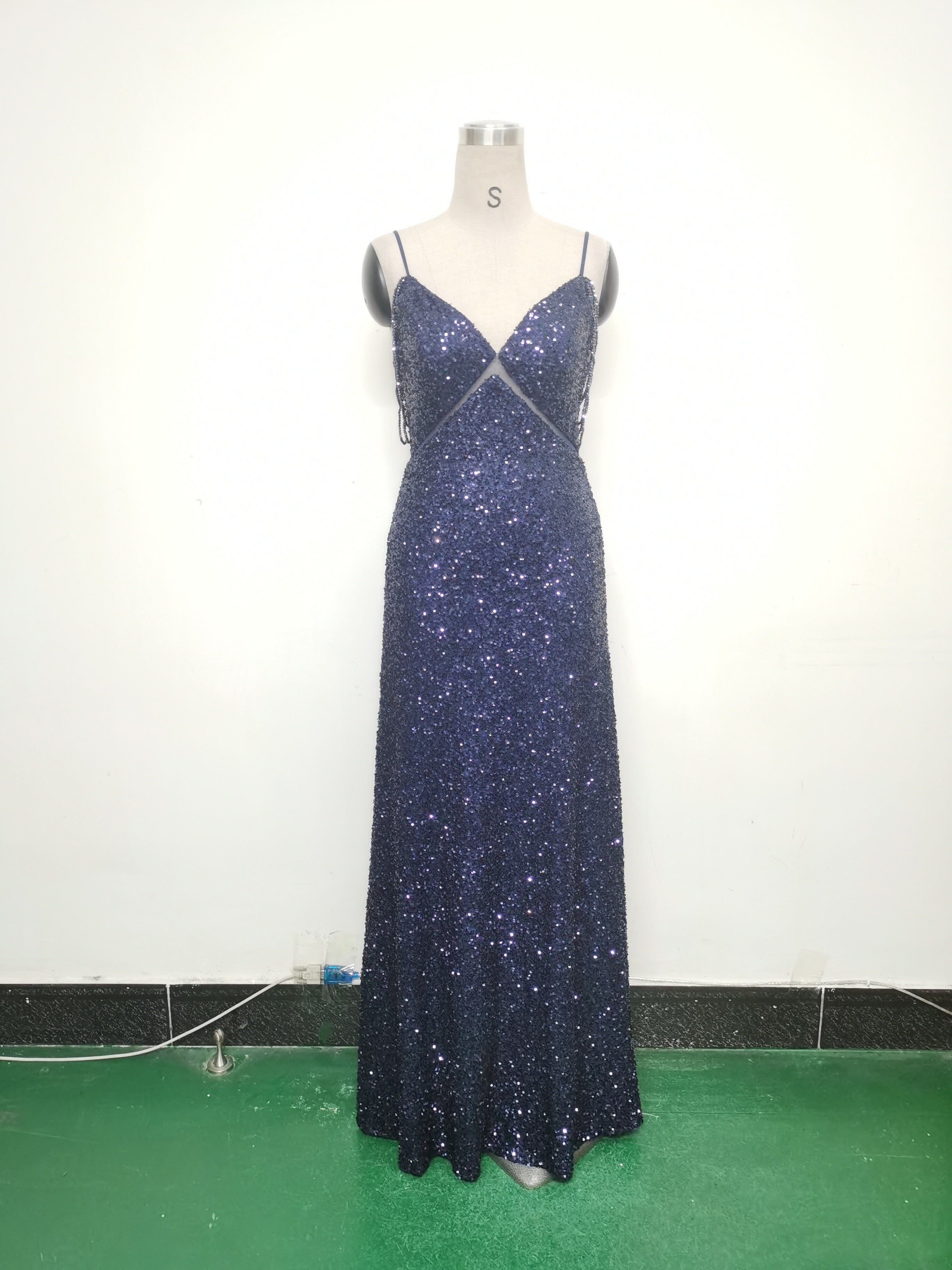 Women mesh sequined evening dress 35