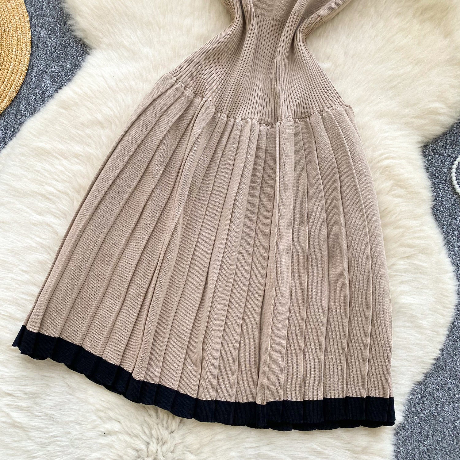 Women's Summer Sleeveless Knitting Slim Waist Contrast Color Pleated Dress 12