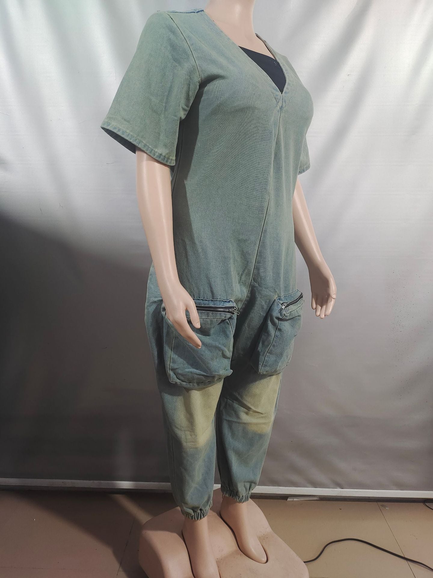 Women Style Pocket Washed Denim Jumpsuit 8