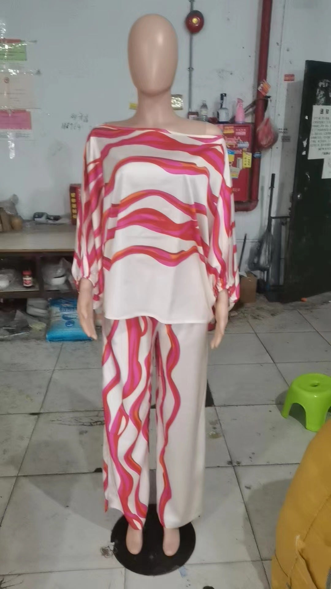 Women Casual Loose Off Shoulder Top and Printed Wide Leg Pants Two-piece Set 19