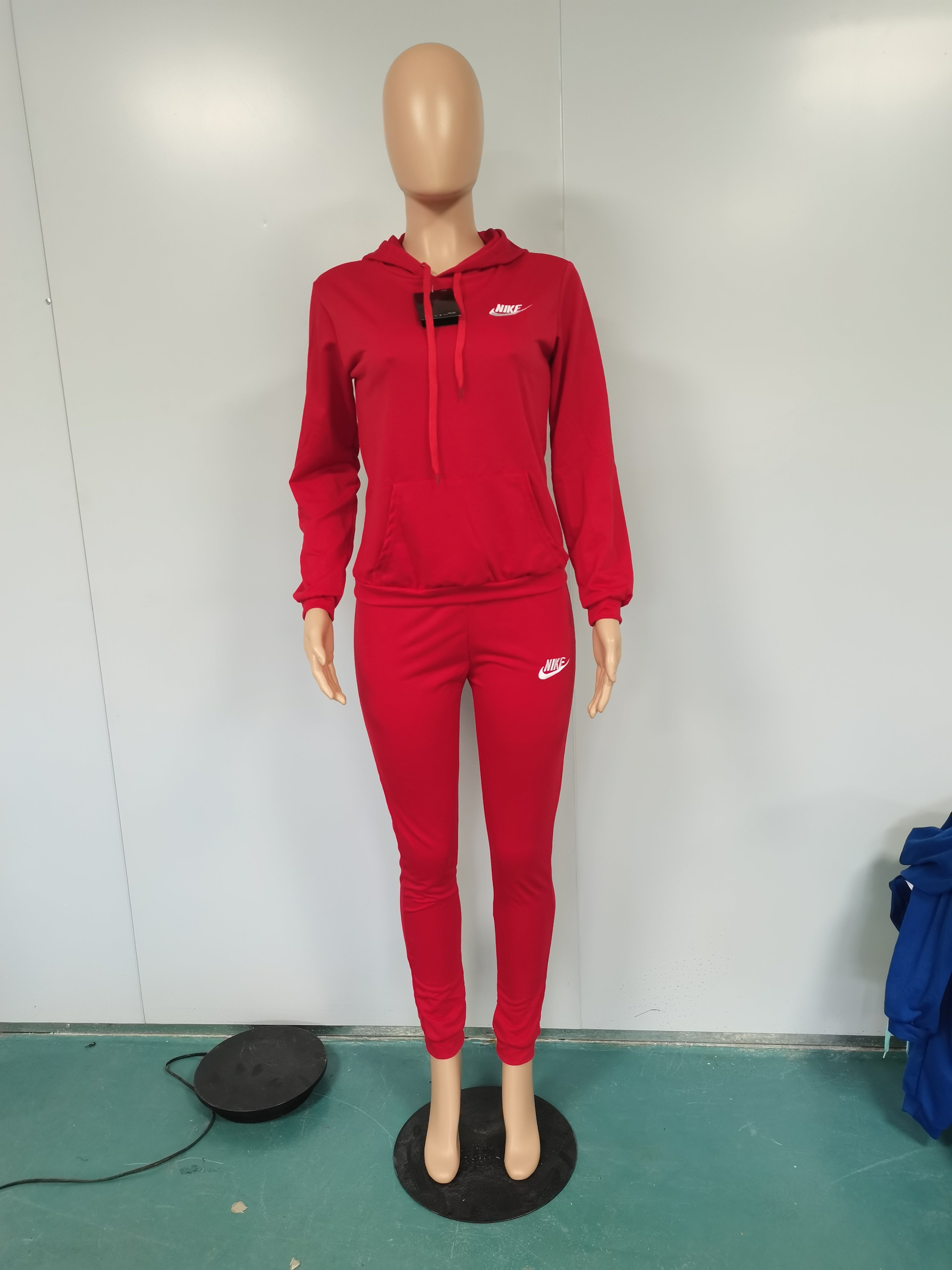 Women's Fashion Casual Embroidered Hooded Two-Piece Pants Set 10