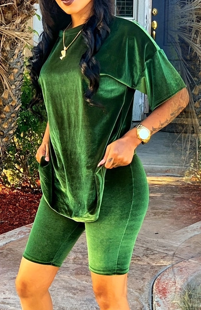 Women velvet Top and Shorts two-piece set 7
