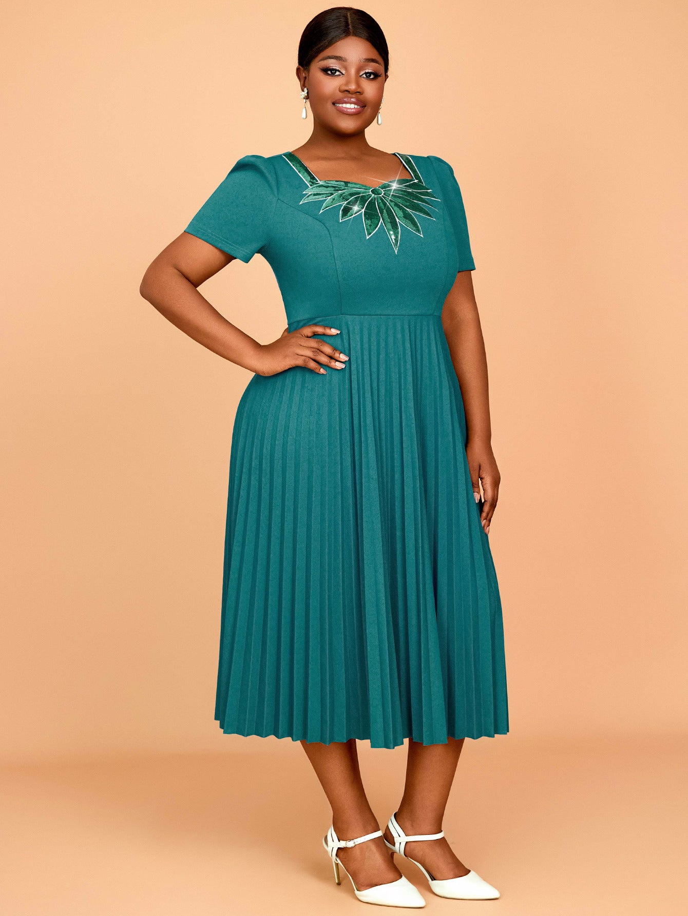 Women Elegant Square Neck Sequin Pleated Dress 5