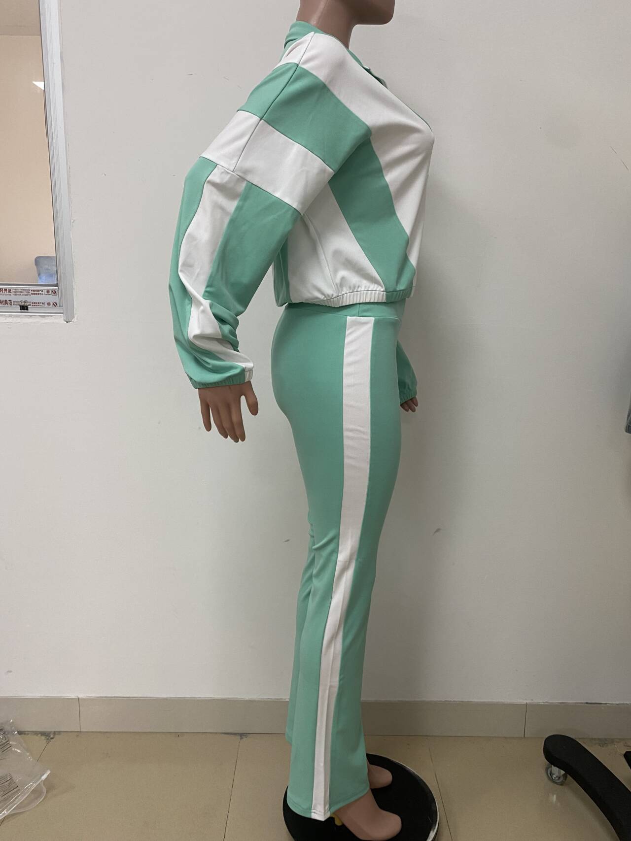 Women Zippered Turndown Collar Patchwork Zipper Top and Two-Piece Pants 4