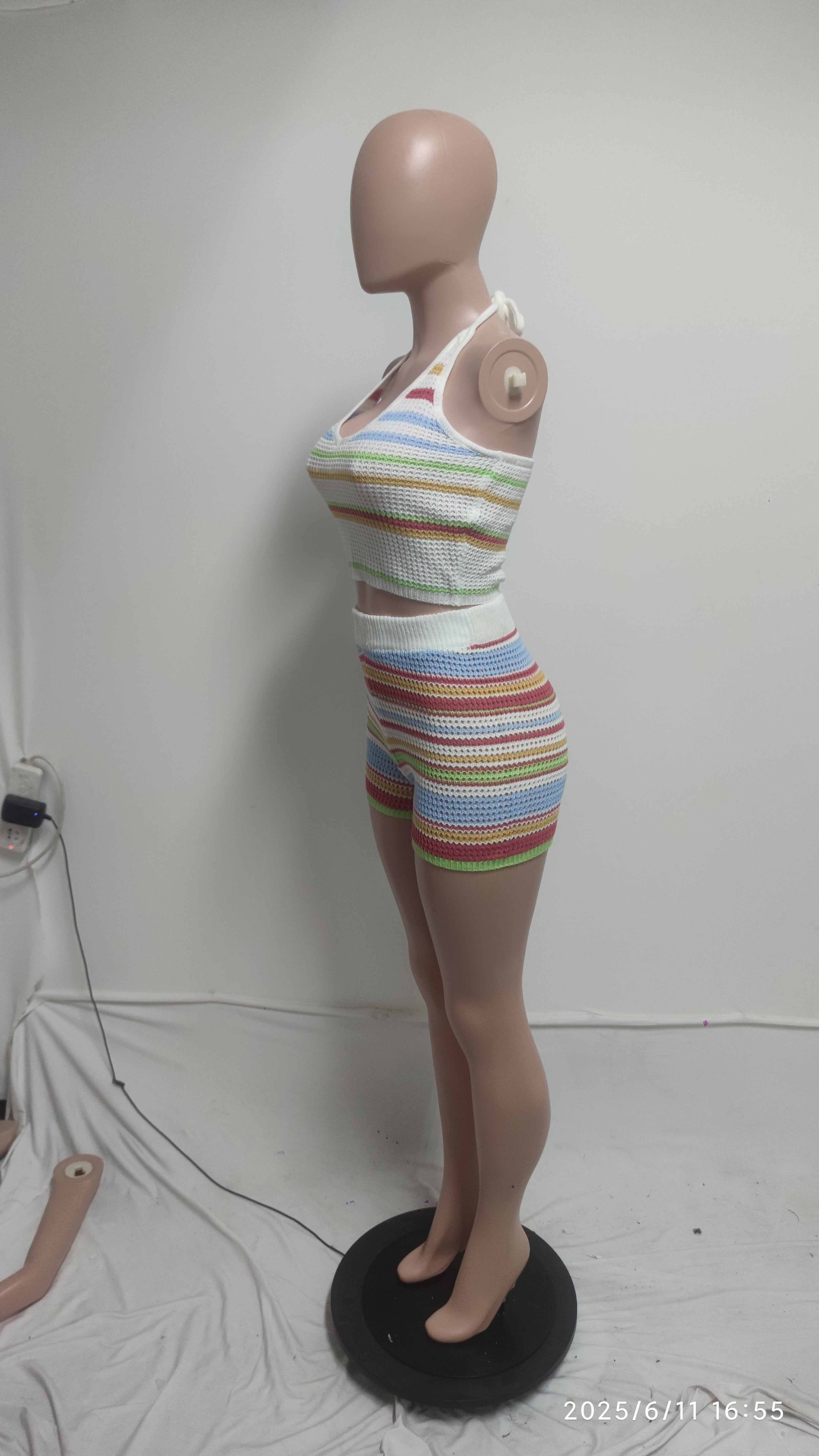 Women Sweater Backless Halter Neck Top and Shorts Two-piece Set 5