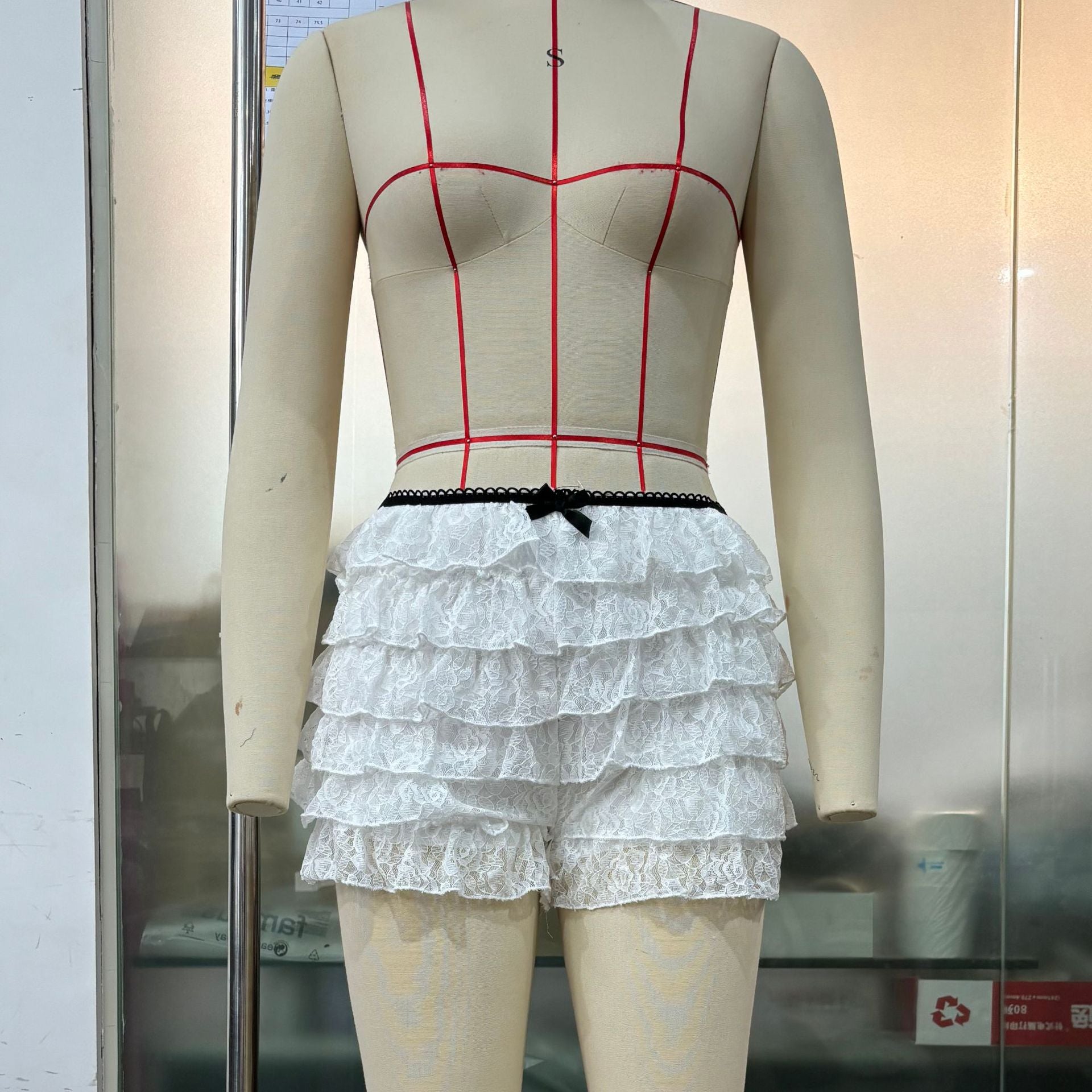 Sweet Casual Lace Solid Color Lace Shorts 10