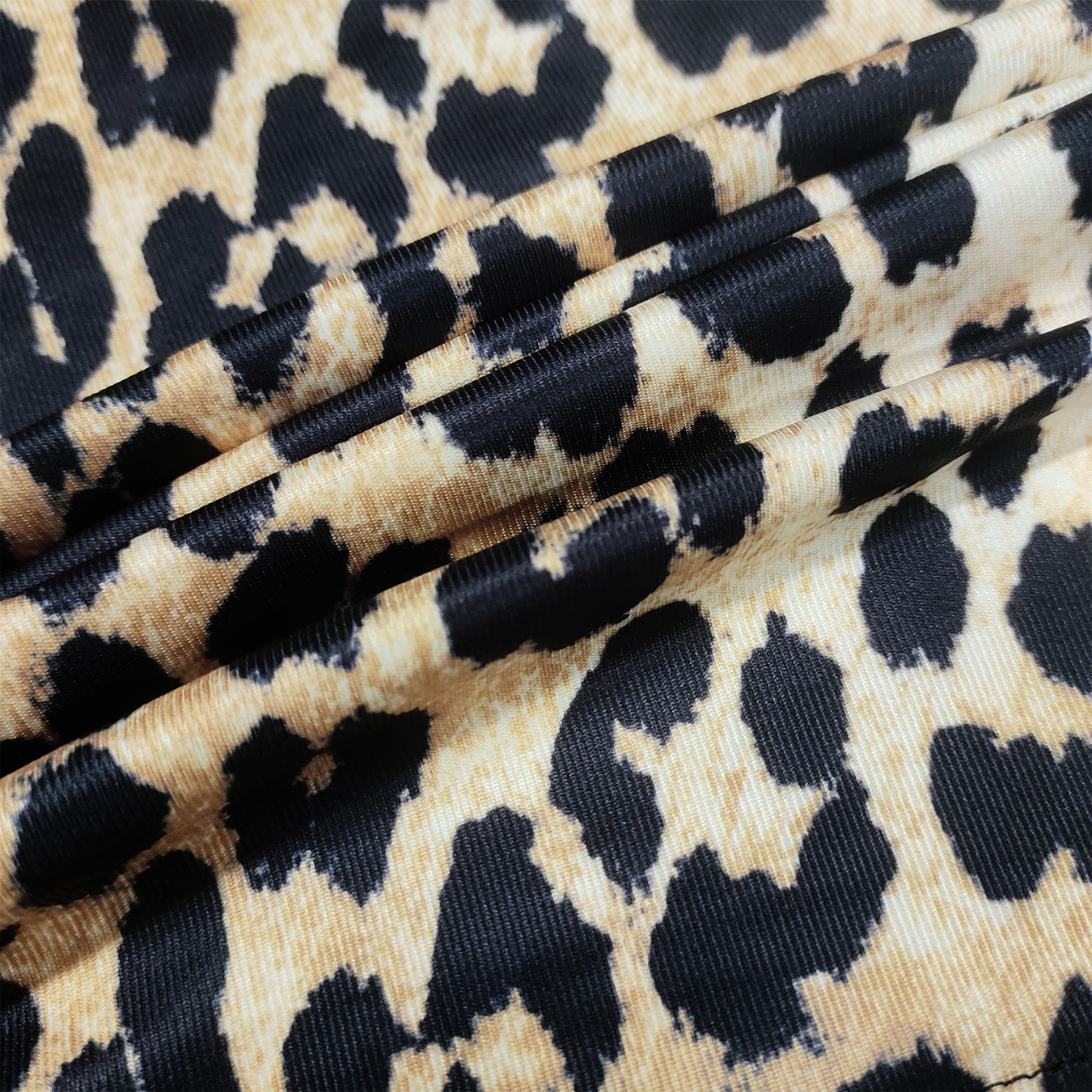 Women Sexy Printed Sleeveless Round Neck Tank Ruffle Shorts Two-Piece Set 13