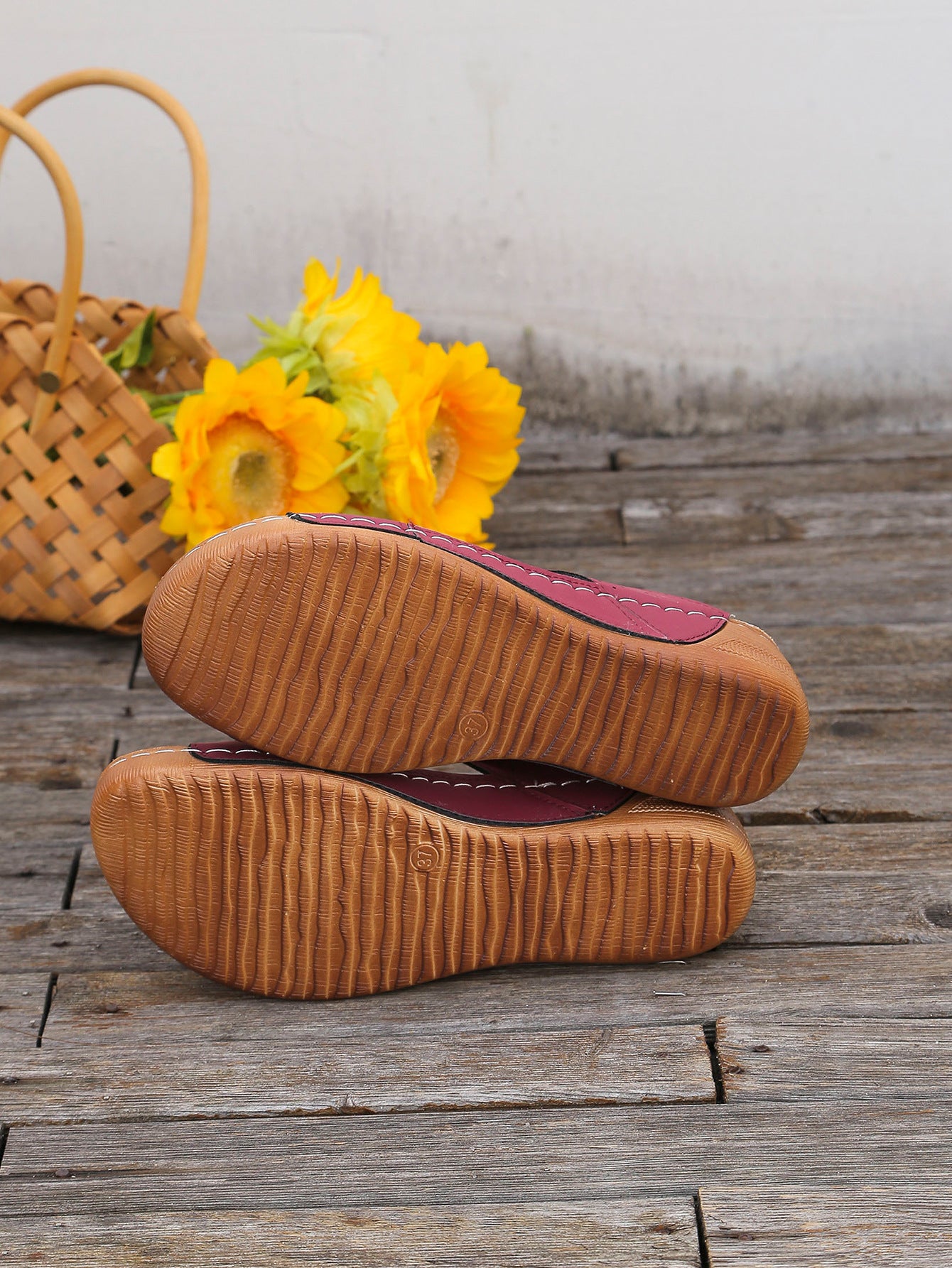 Plus Size Flower Slippers Women's Slip-On Stitched Flat Thick Sole Open Toe Hollow Sandals 14