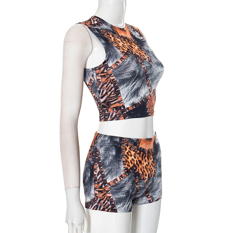 Women Autumn and Winter Leopard Print Sleeveless Crop Top and Shorts Two Piece Set 7