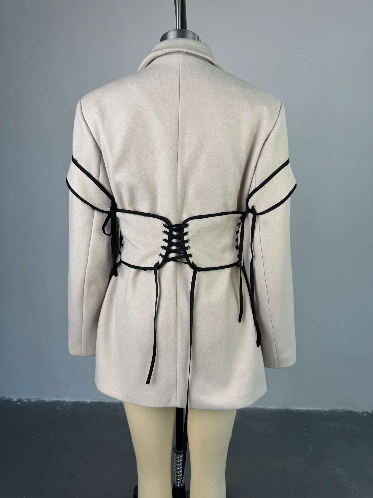 Women Fashion Turndown Collar Long Sleeve Bandage Waist Blazer Set 7