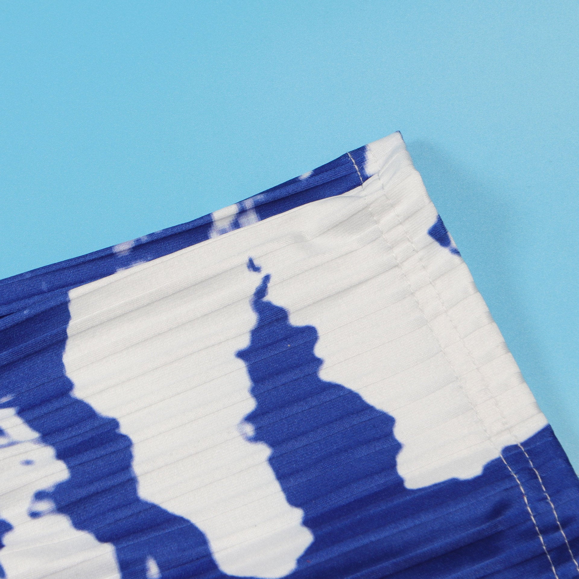 Sexy Printed Back Slit Tight Fitting Bodycon Dress 35