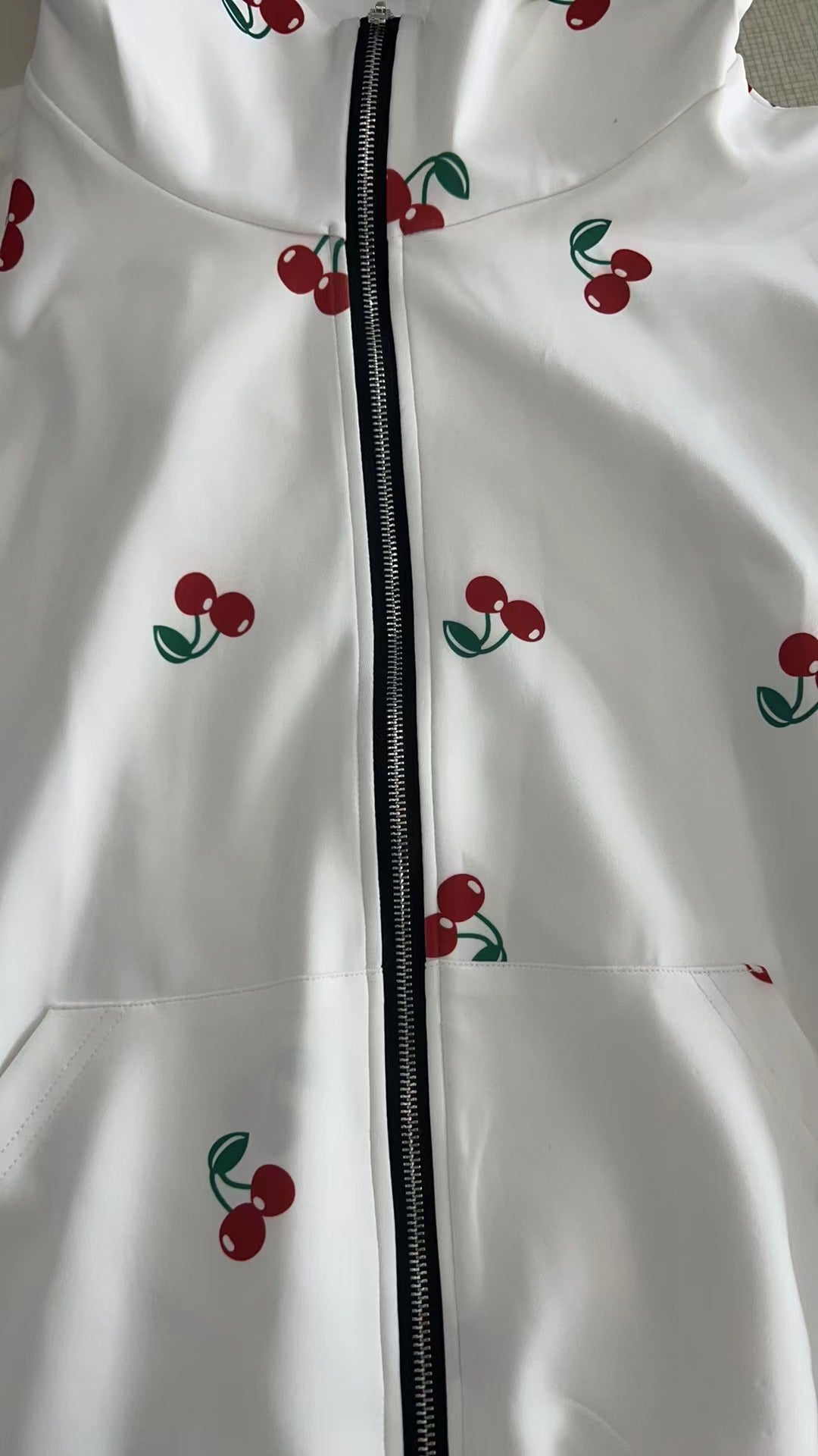 Women cherry print Hoodies 12