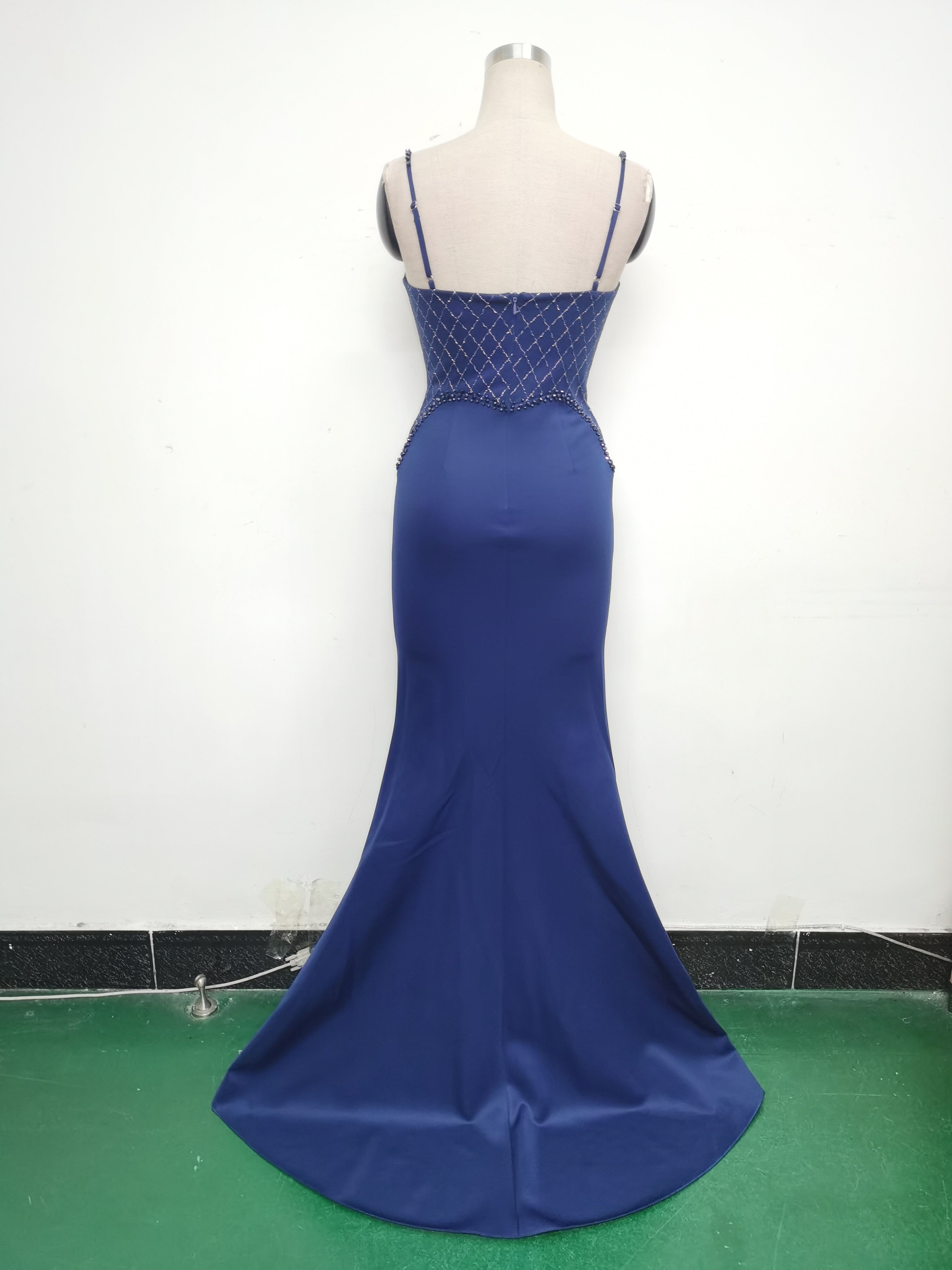 Women Strappy Heart-Shaped Lace Grid Embroidery Beaded Fishbone Formal Party Evening Dress 46