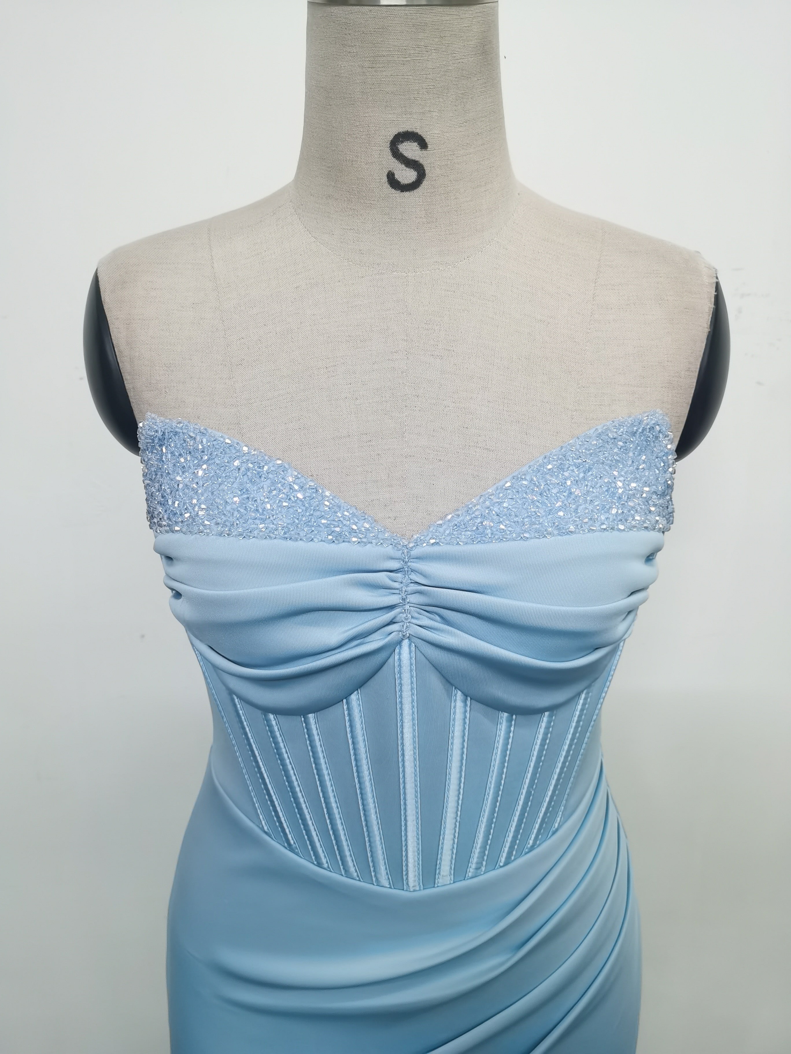 Women Fishbone Vest Beaded Evening Dress 32