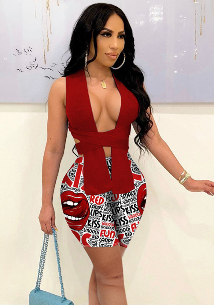 Spring/Summer Women's Halter Neck Wrapped Vest Lip-Letter Print Shorts Sexy Two-Piece Set