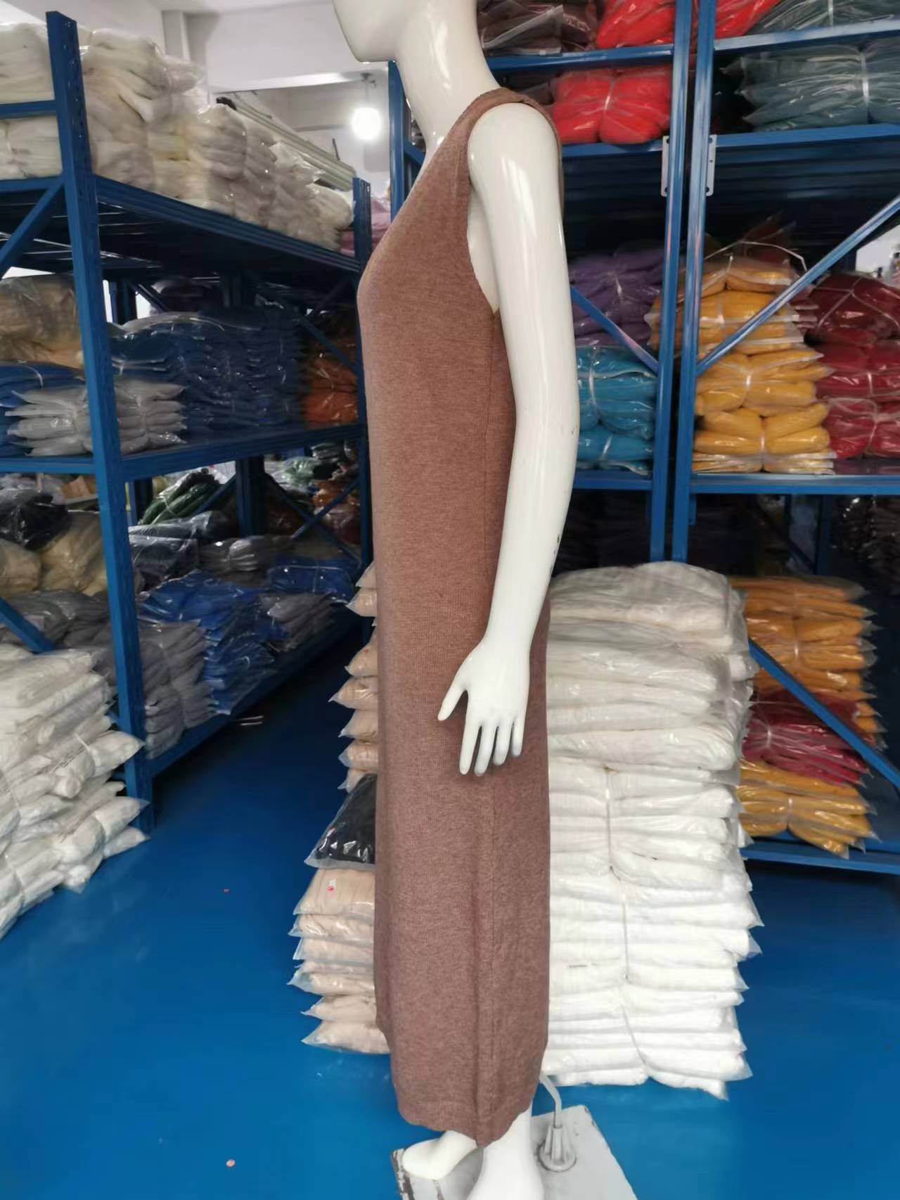 Solid Color Turtleneck Bodycon Two-Piece Autumn And Winter Knitting Skirt Set For Women 15