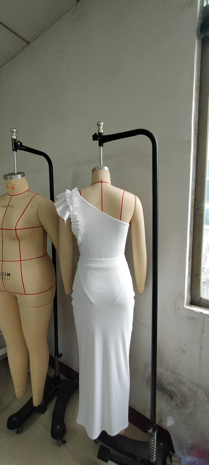 Solid Ruffled Slash Shoulder Slit Two Piece Skirt Set 9