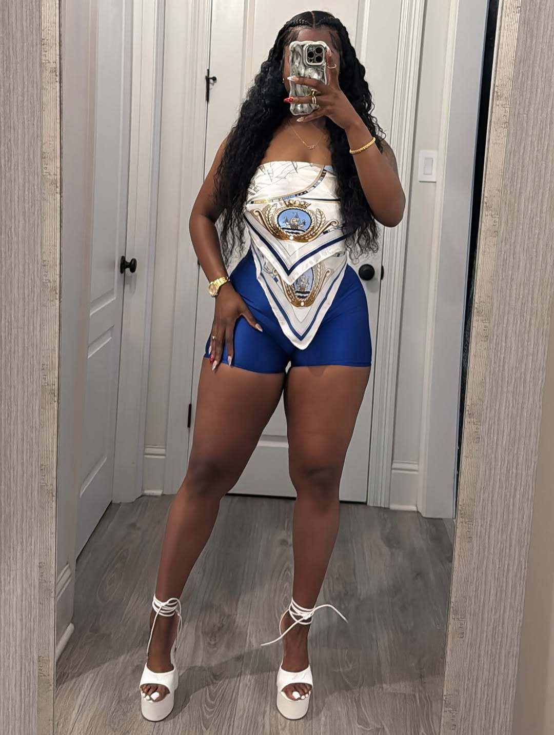 Street Fashion Strapless Print Crop Top & Solid Color Shorts Set 5