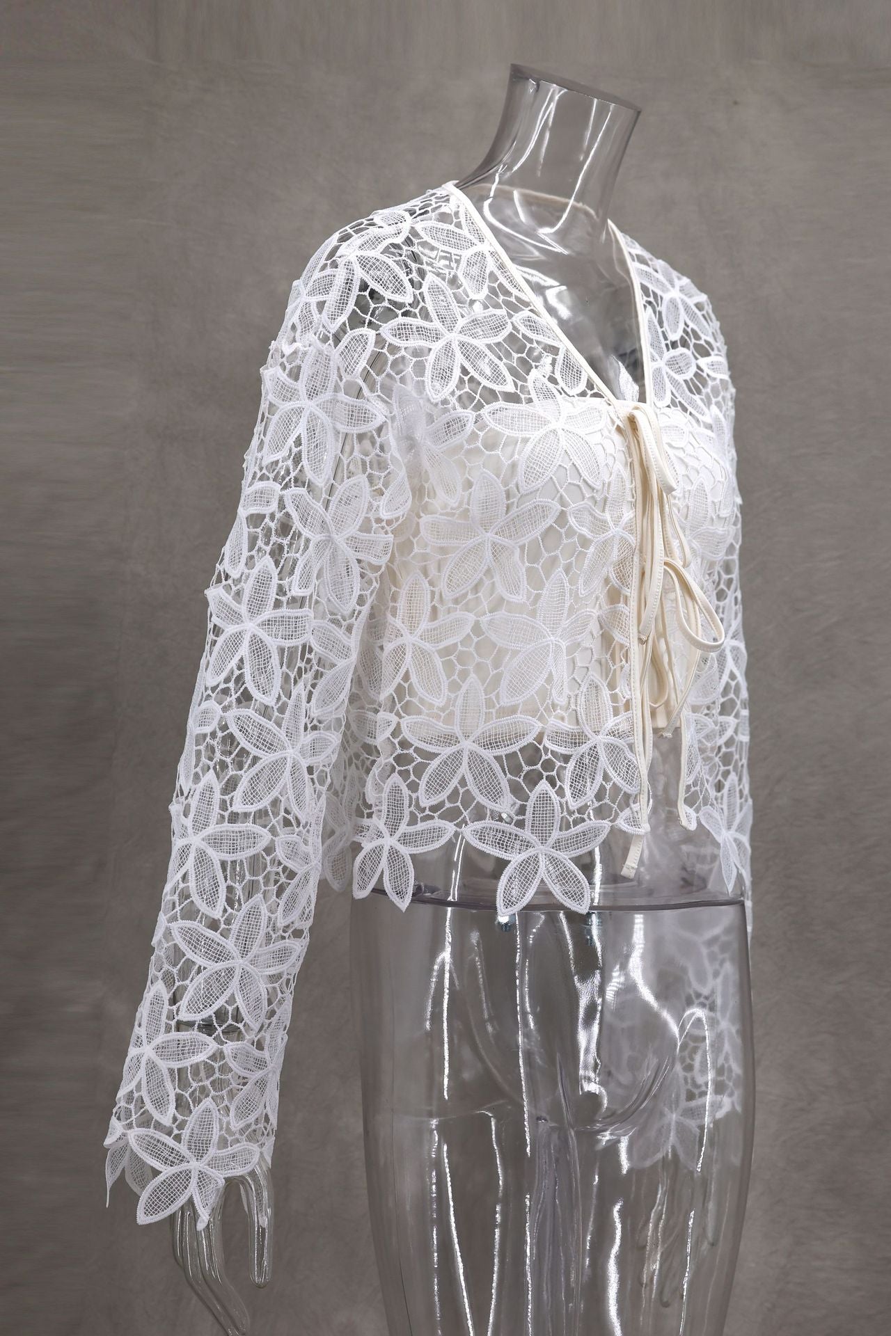 Spring Summer Fashion Elegant Luxury Lace Flower Hollow Embroidery Strapless Cardigan 4