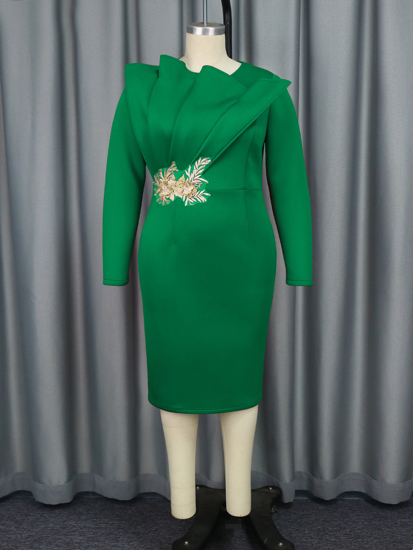 Plus Size Women embroidered long-sleeved Formal Party dress 7