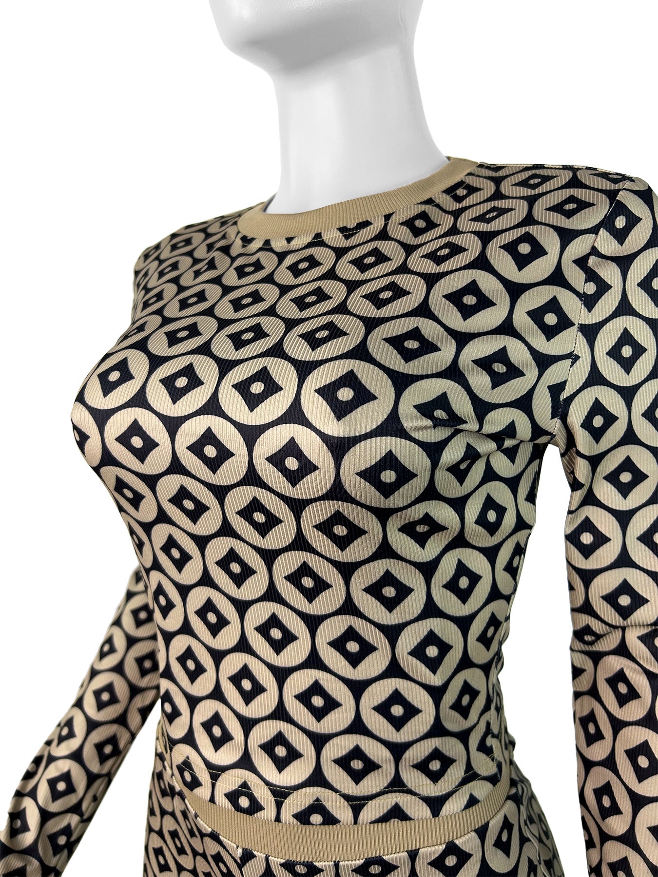 Coin Print Long Sleeve Top Shorts  Trendy Two-Piece Set 8