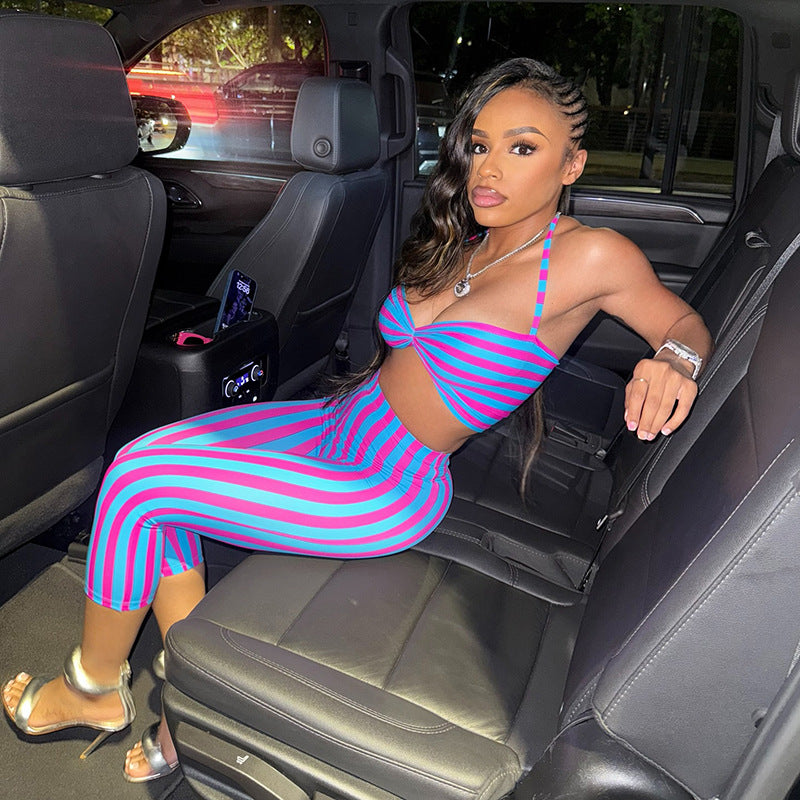 Women Contrast Striped Halter Neck Top and Capri Pants Two-Piece 3
