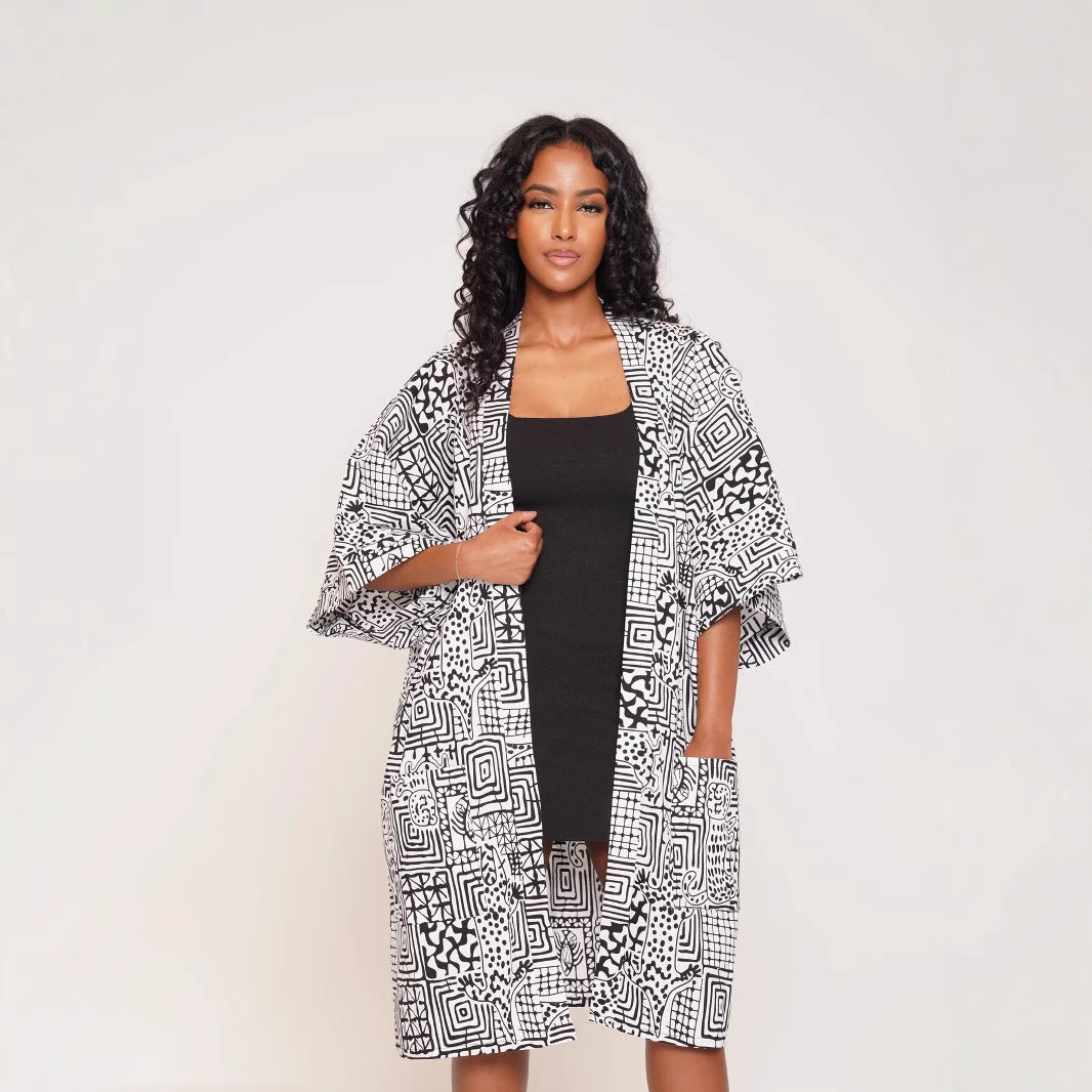 Women three-quarter sleeve printed jacket 4