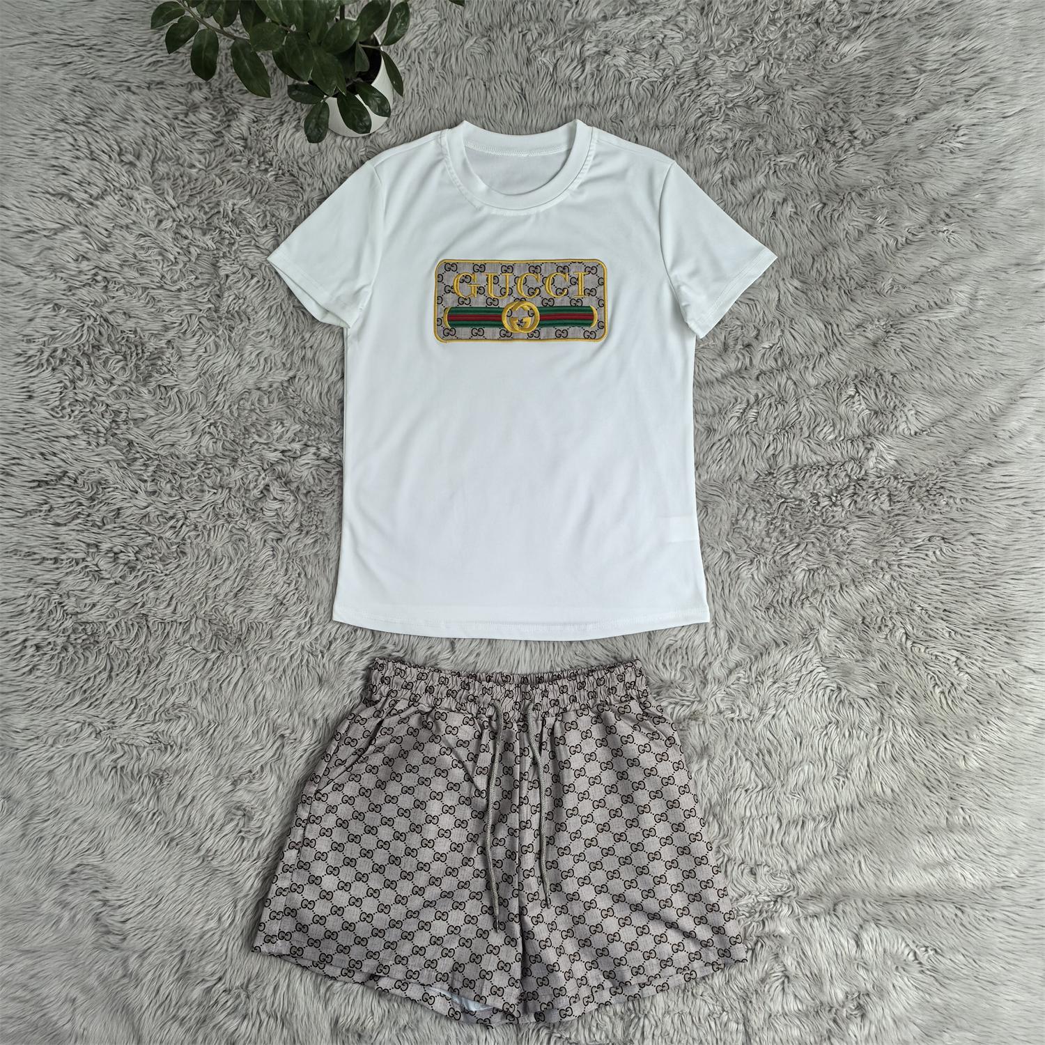 Women summer embroidered + printed short-sleeved Top and shorts two-piece set 4