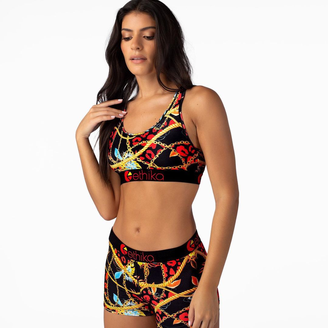 Women's Spring/Summer Slim Style Printed Sports Two-Piece Shorts Set 8