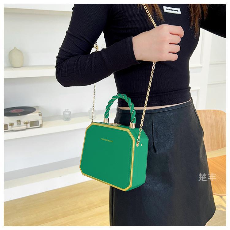Small Bag Women's Fashion Chain Bag Hard Shell Handbag Shoulder Crossbody Box Bag 34