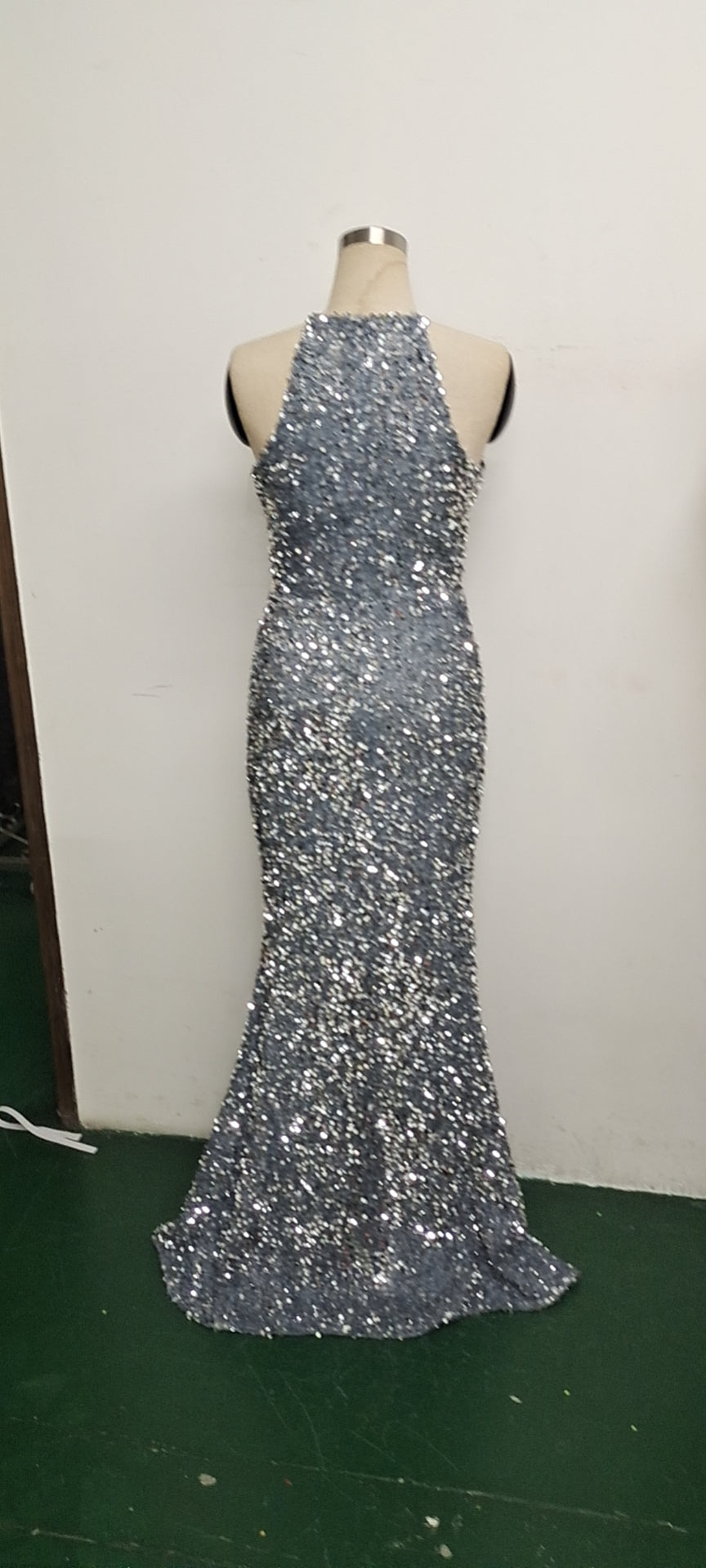 Summer Elegant Sequins Sleeveless Halter Split Evening Dress 20