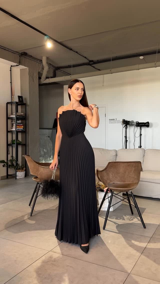 Summer Women's Sexy Chic Solid Pleated A-Line Party Dress 3