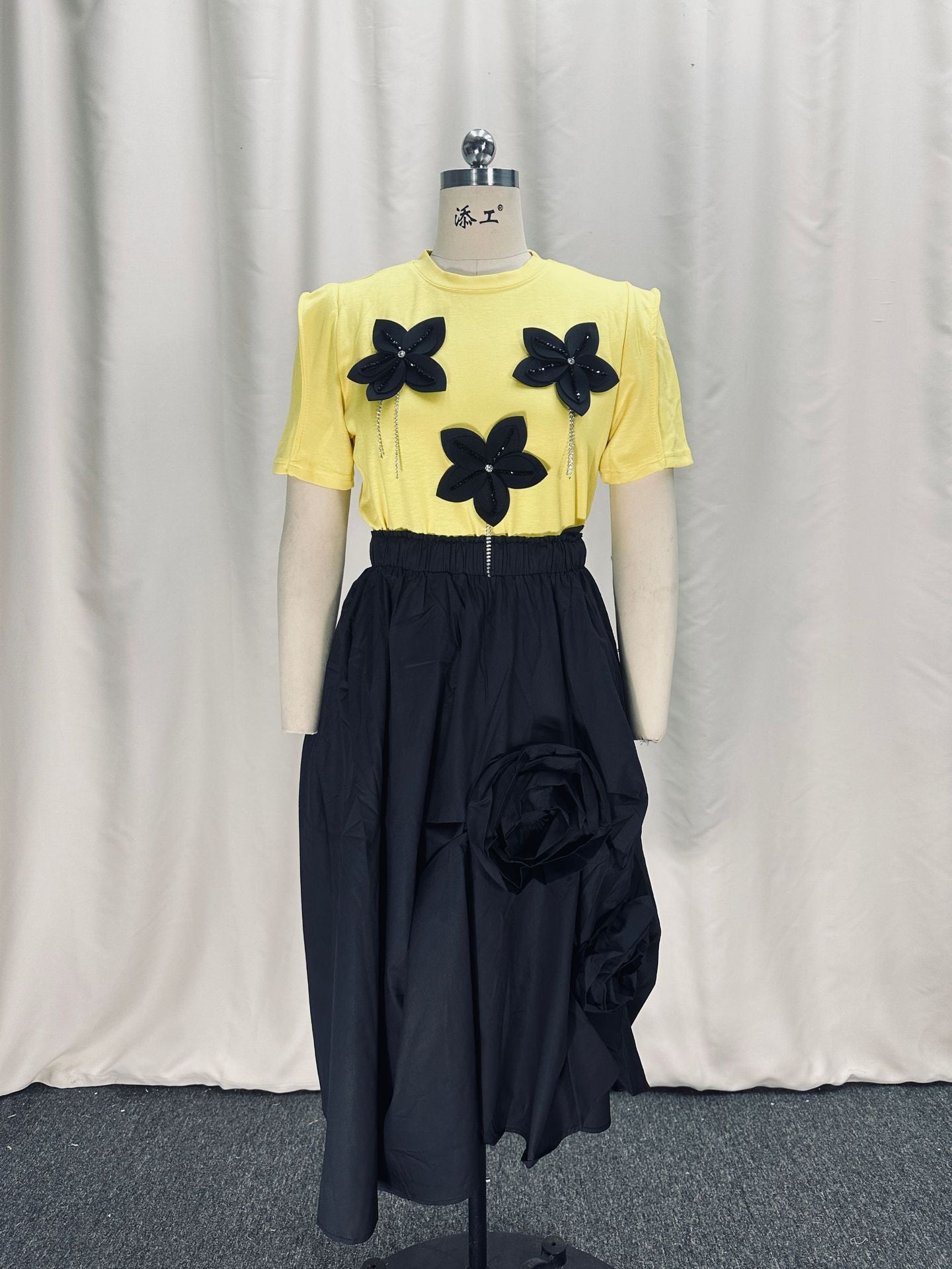 Women African Flower Rose Skirt