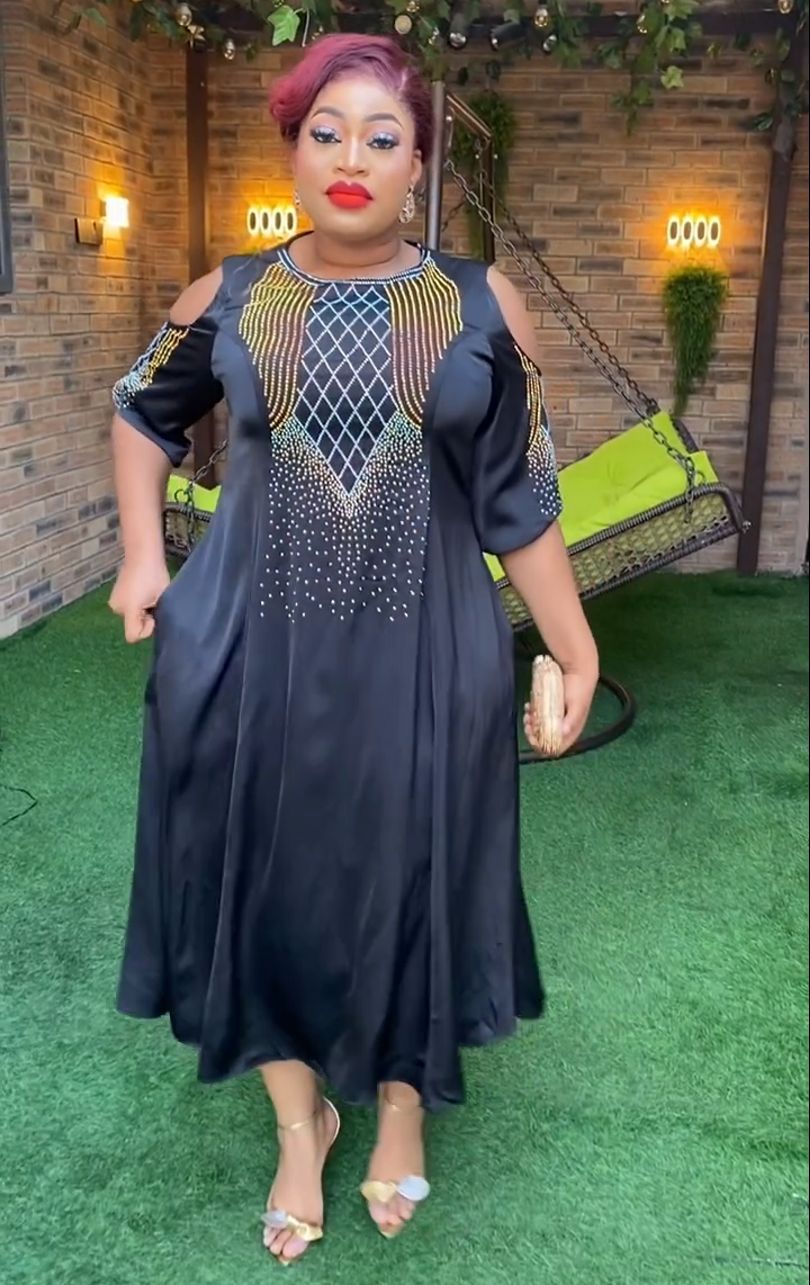 African Women Plus Size Off Shoulder Half Sleeve Beaded Dress 4