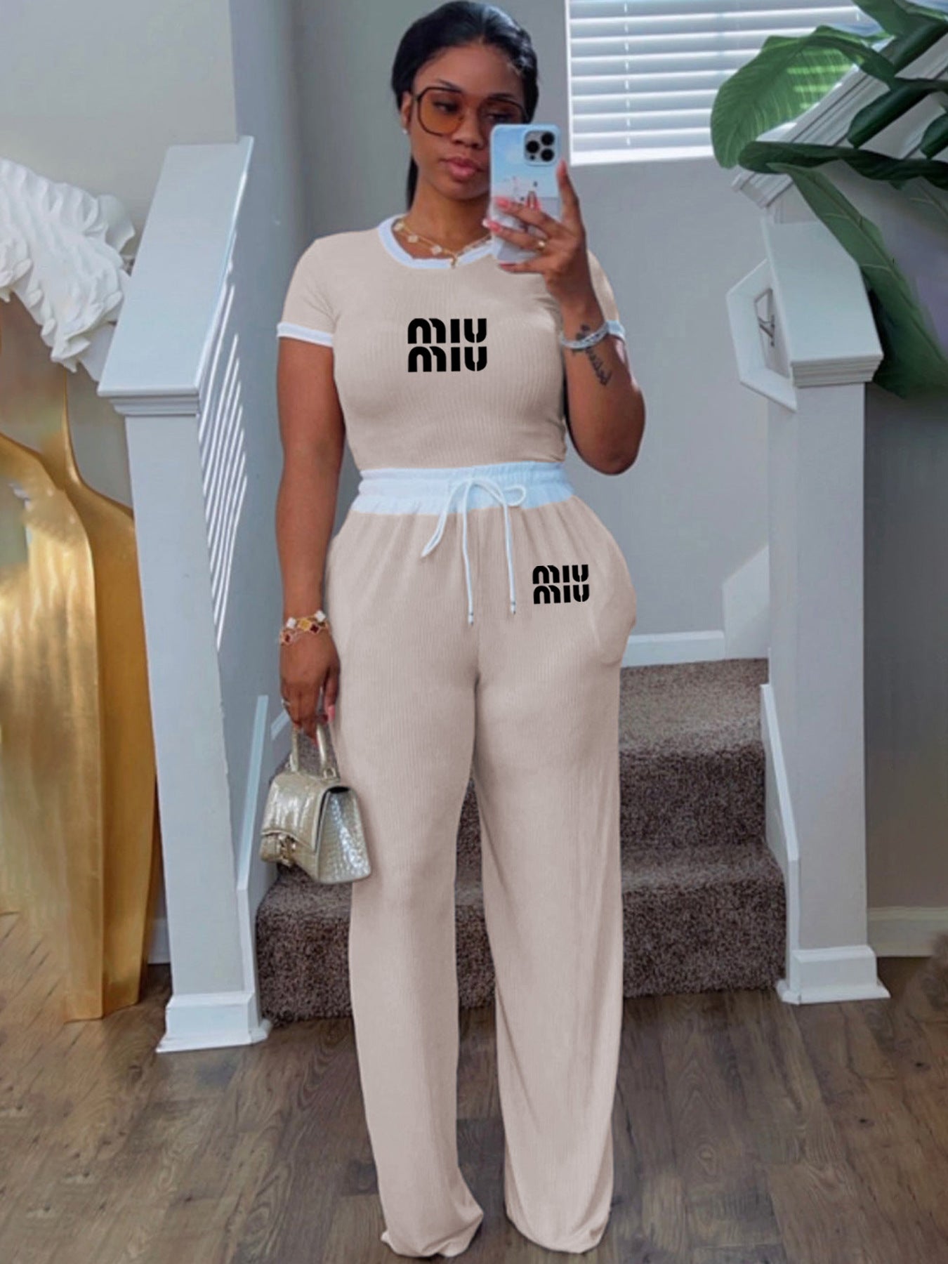 Women casual street contrast color printing Round Neck short-sleeved Top and Pant two-piece set