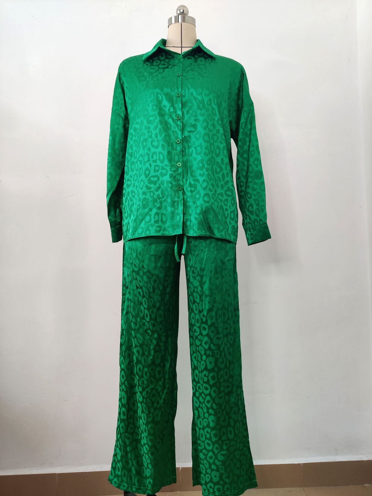 Women leopard print jacquard long-sleeved shirt and elastic waist loose trousers two-piece set 24