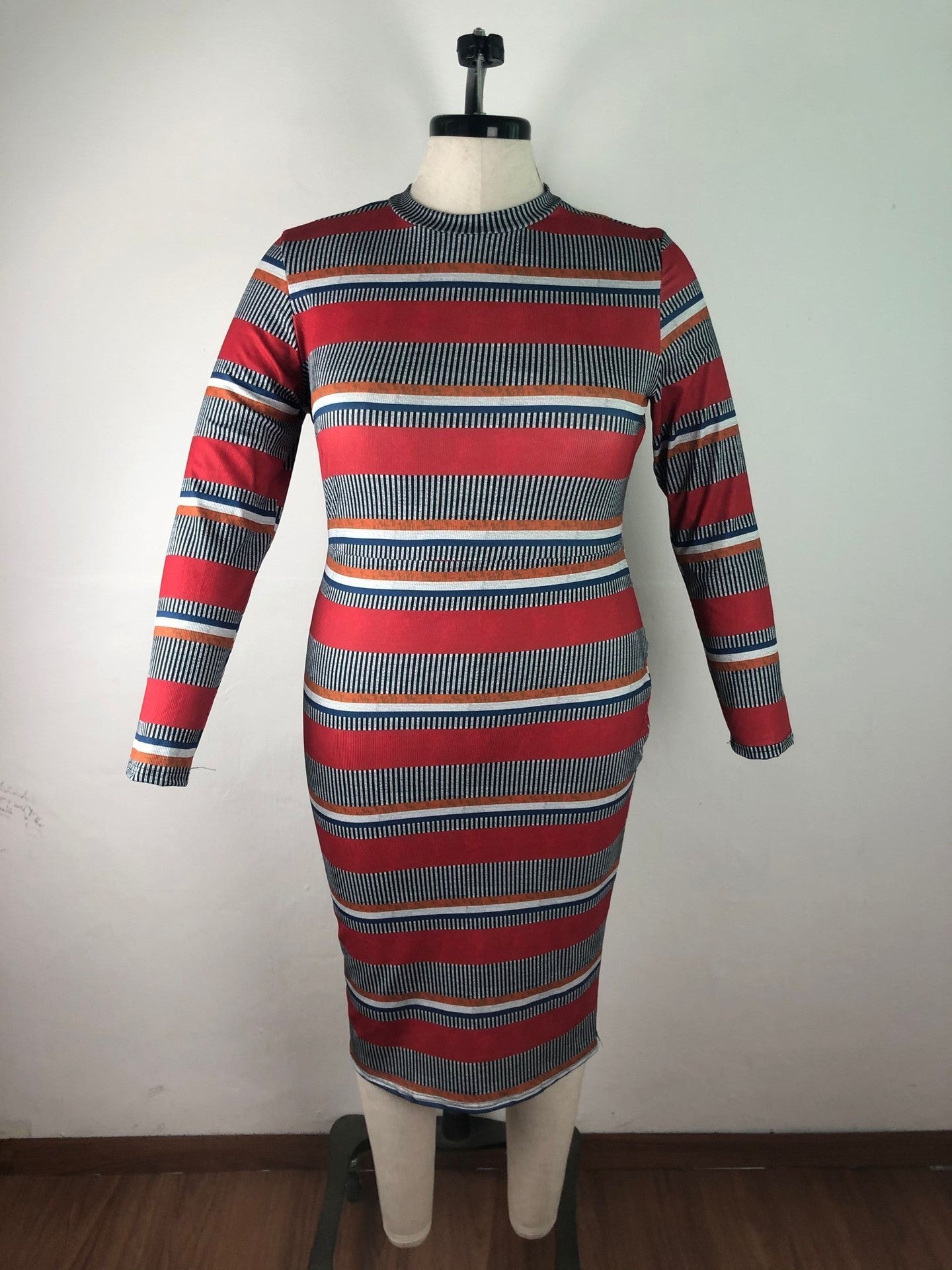 Plus Size Women's Ribbed Striped Print Long Sleeve Dress 8