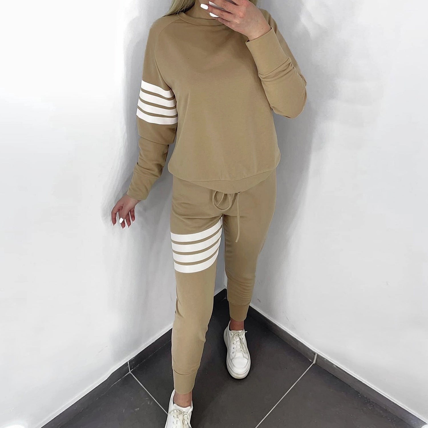 Casual Women's Spring And Autumn Round Neck Striped Patchwork Long Sleeve Top Pants Two-Piece Set 3