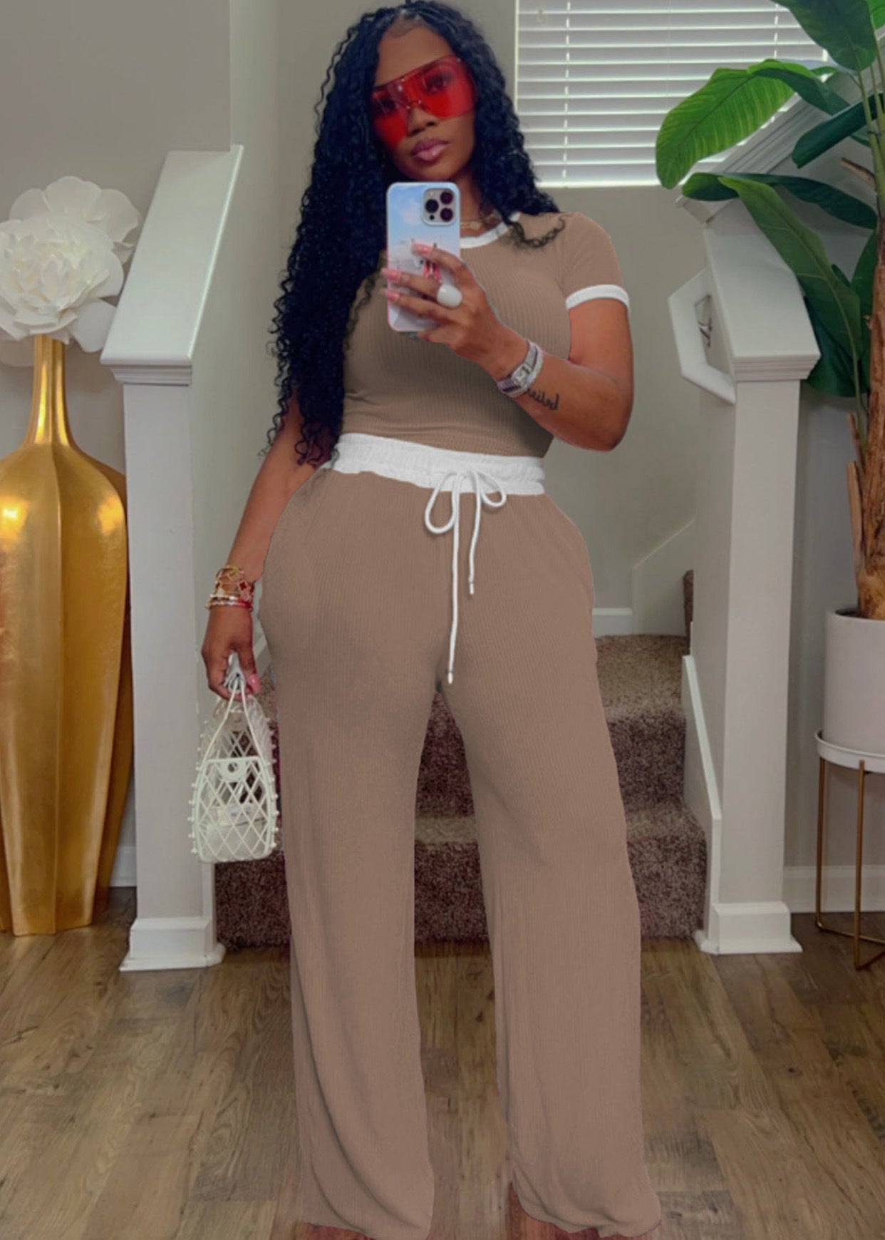 Women's Casual Street Contrast Color Round Neck Short Sleeve Two Piece Pants Set 5