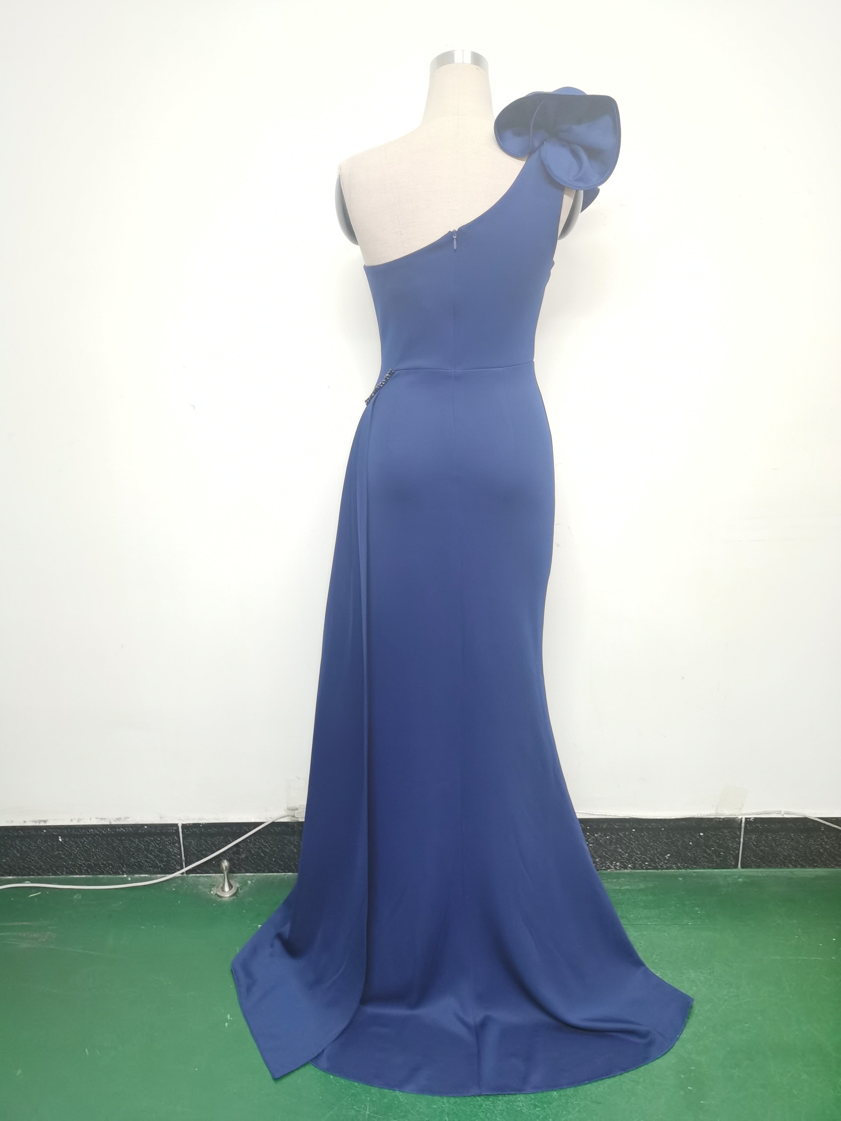 Elegant Flower Slash Shoulder Slit Evening Dress 35