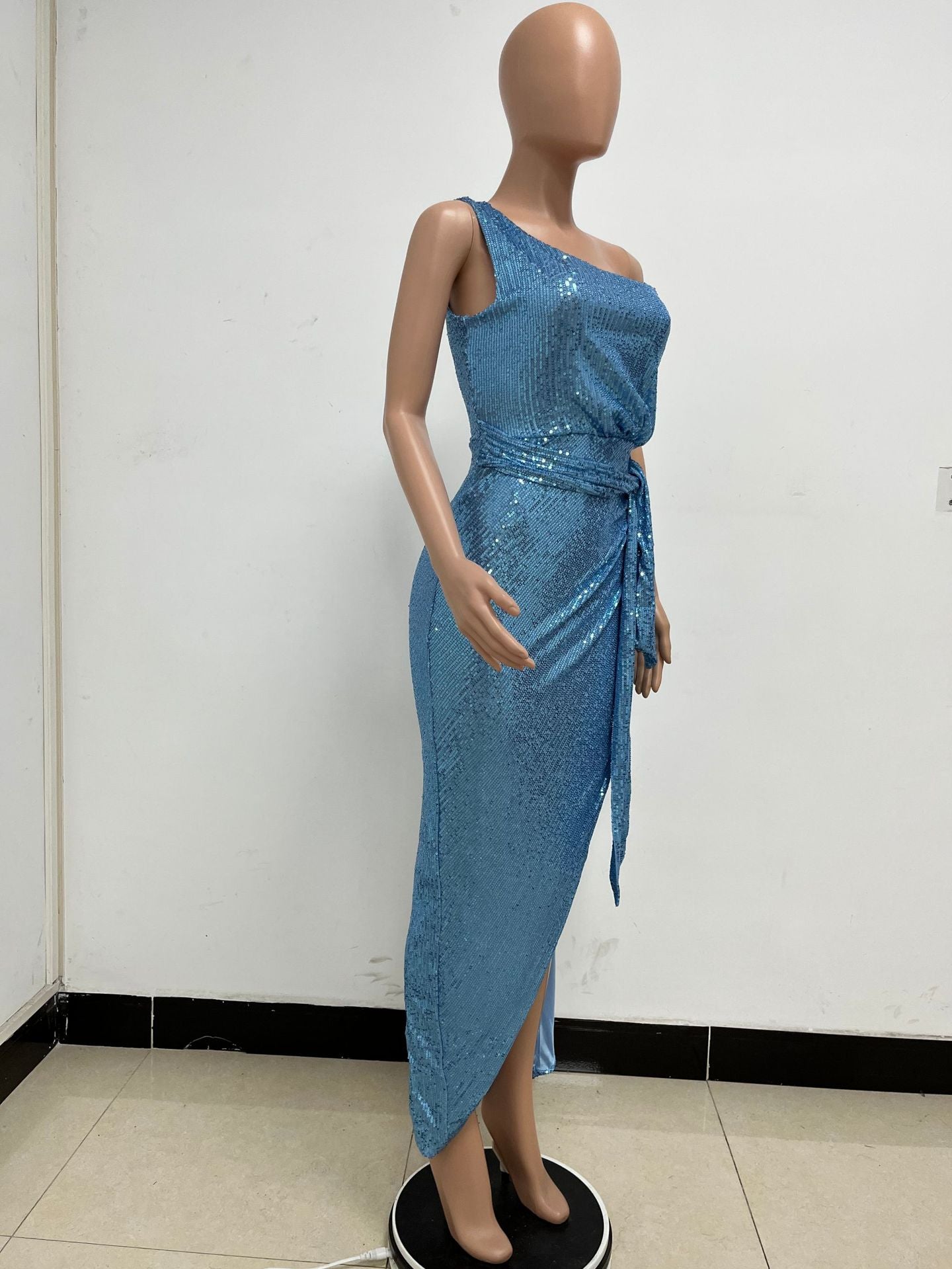 Women's One-Shoulder Lace-Up Sequined Evening Dress 78