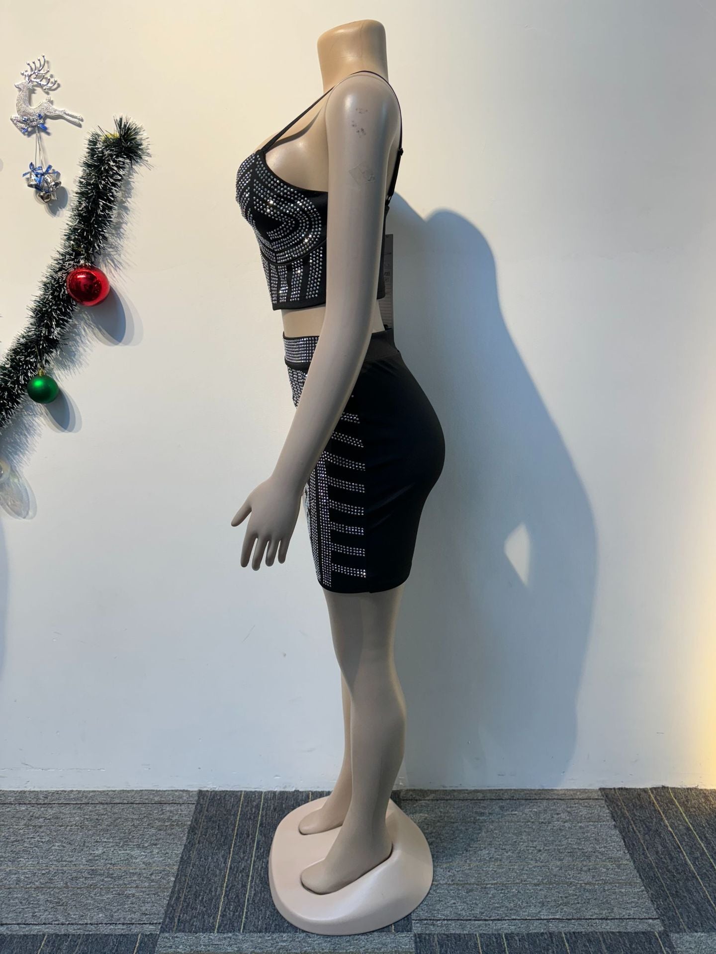 Beaded Elastic Strap Crop Top Bodycon Skirt Two Piece Set 7