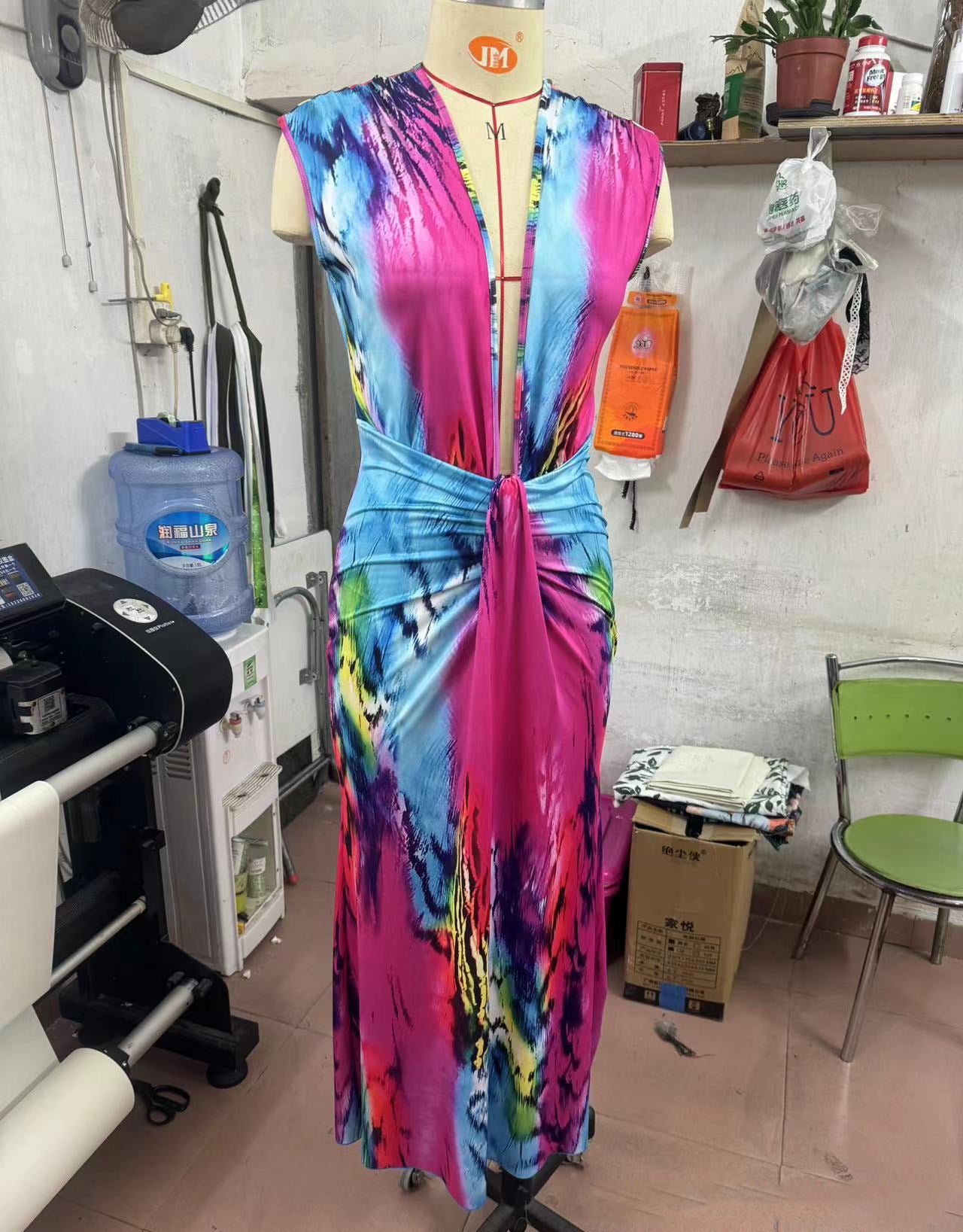 Spring Printed V-Neck Sleeveless Casual Pleated Long Dress 5