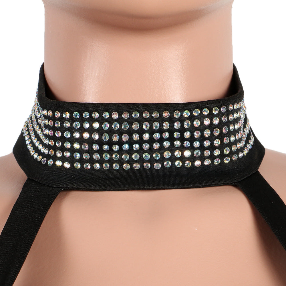 Sexy diamond-encrusted deep V-wrapped chest strap two-piece skirt set 18