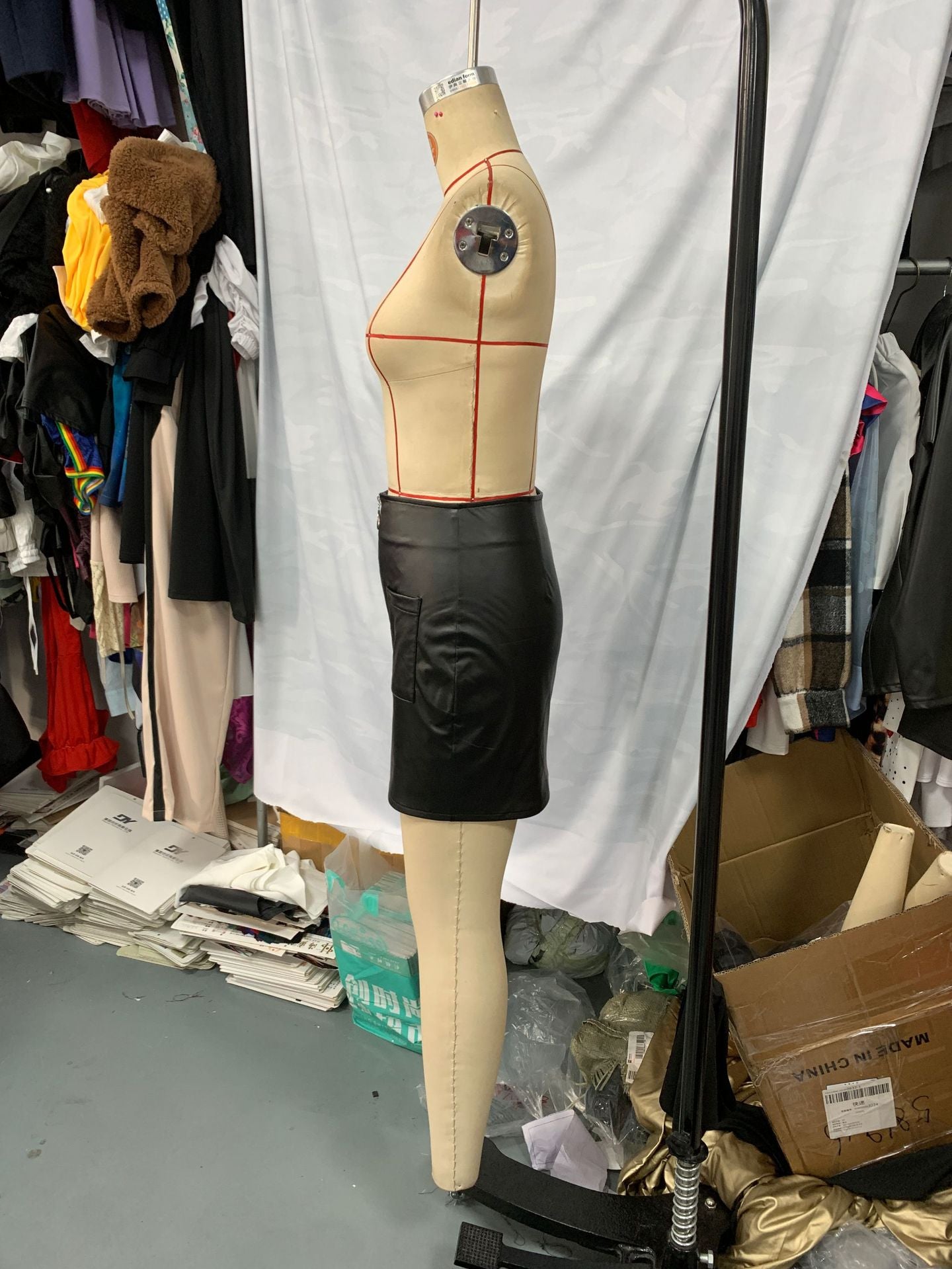 Women Pu-Leather Zipper Pocket Skirt 7