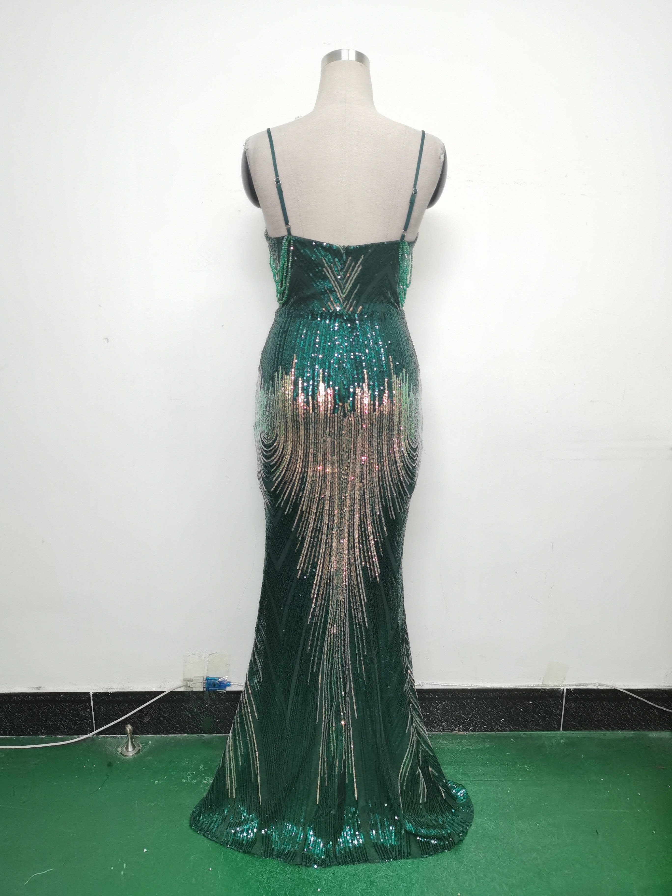 Women sequined beaded evening dress 18