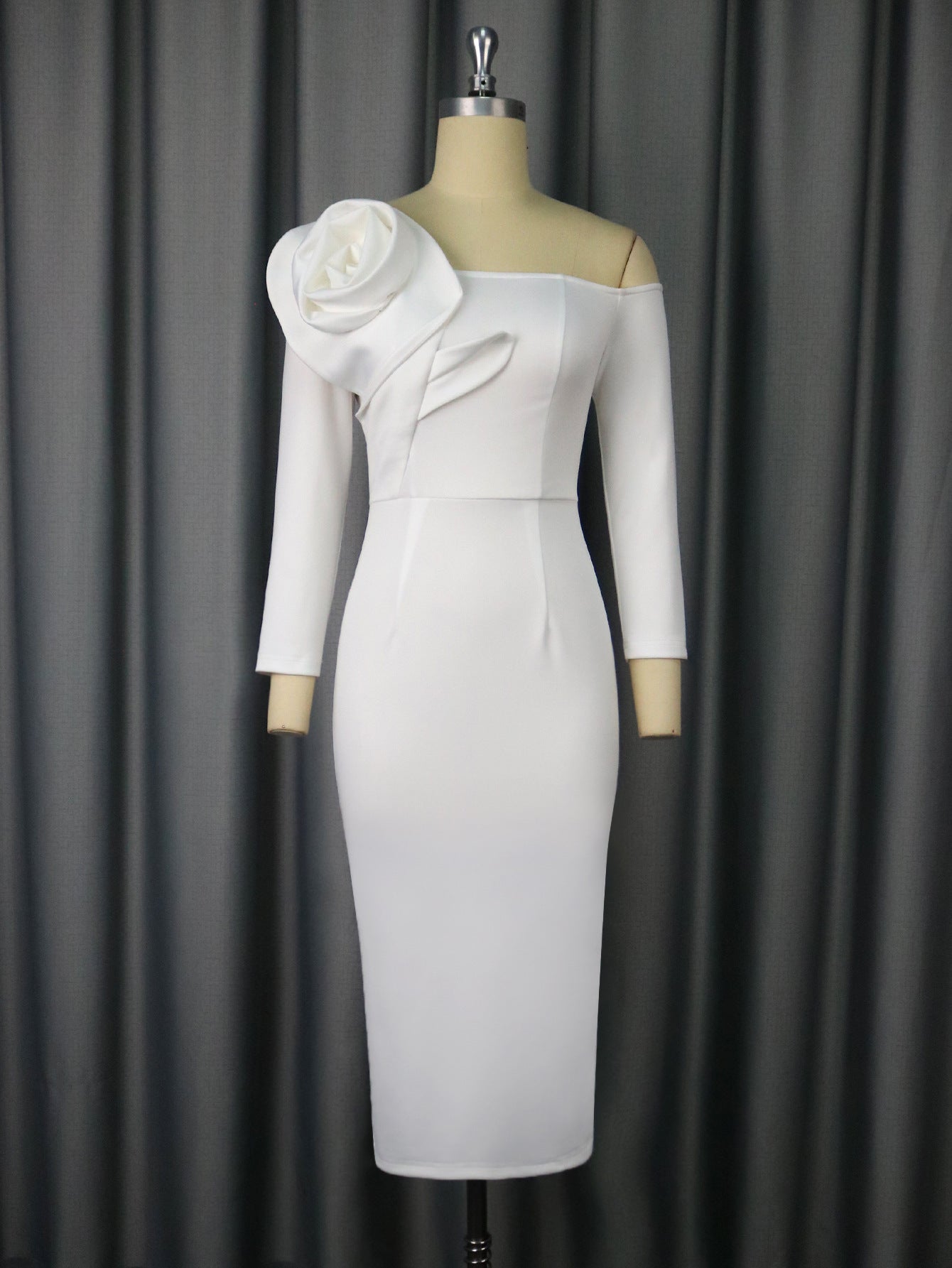 Solid Color Bell-Sleeve Back Slit Elegant Evening Gown 7