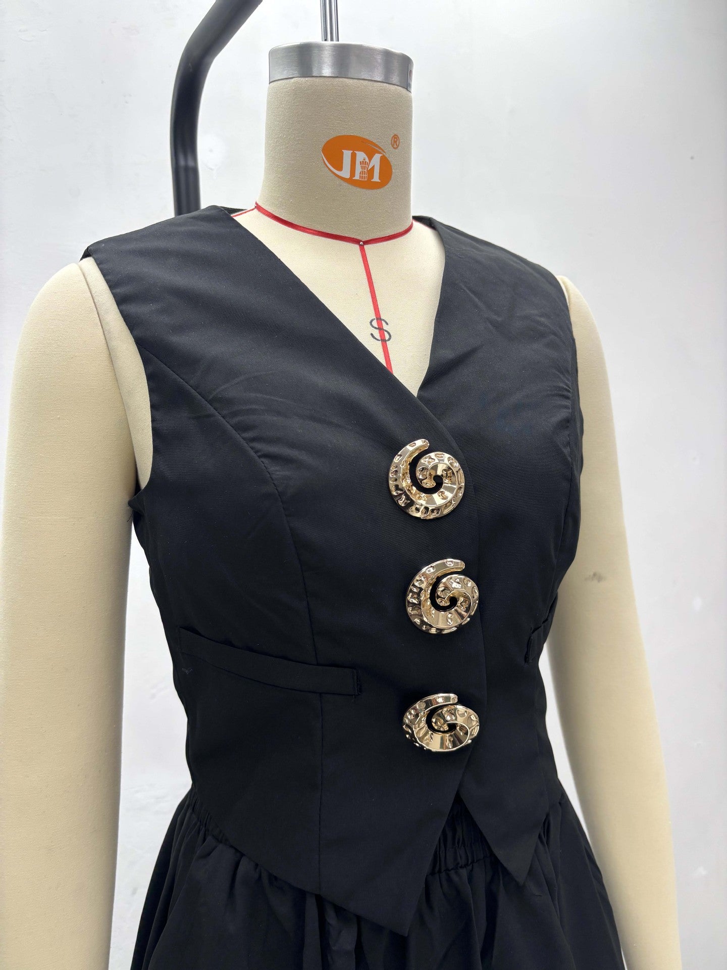 Women's Sleeveless Vest V-Neck Button Top African Chic Elegant Long Skirt Two-Piece Set 9