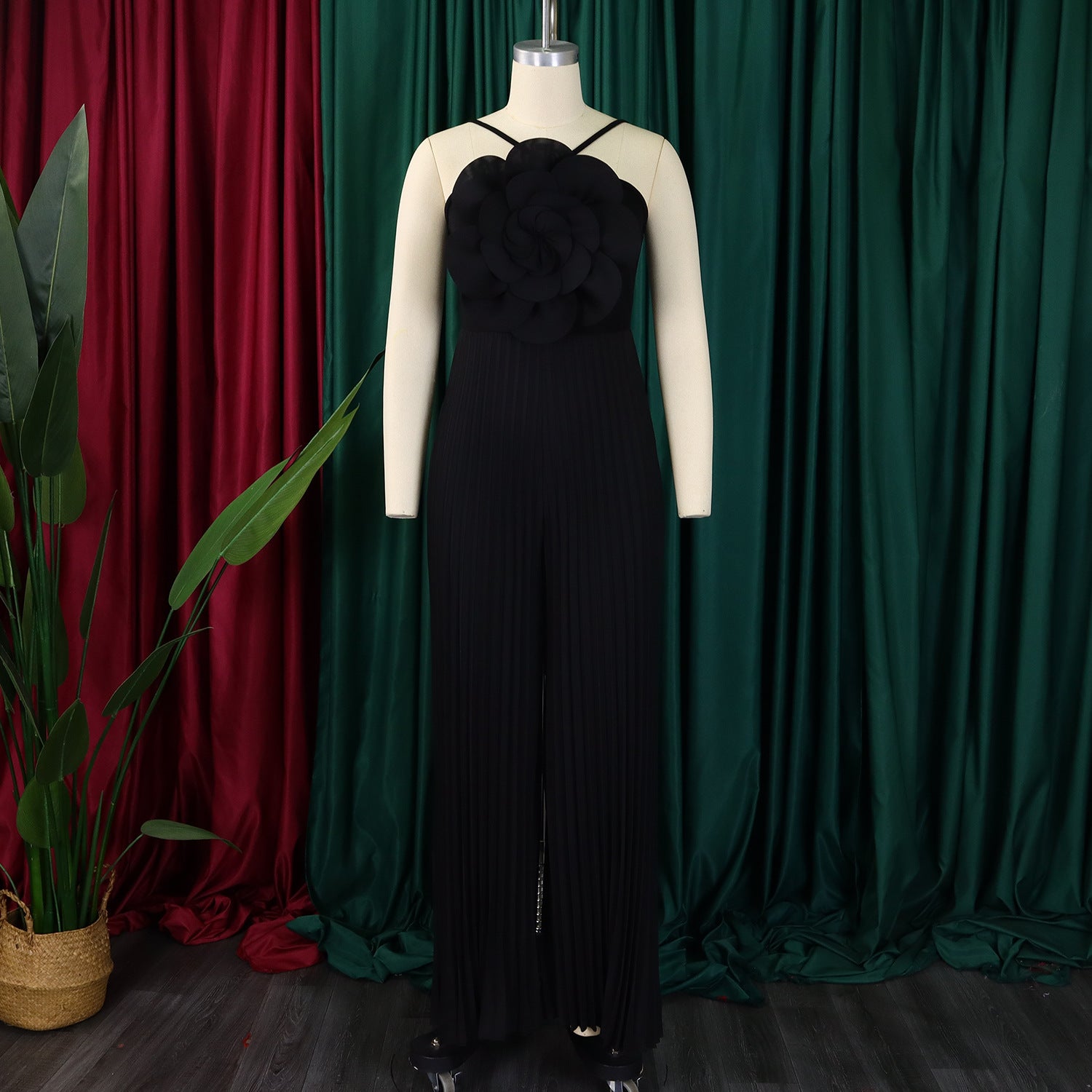 Women's Fashion Sexy Strap Flower Solid Color Pleated Jumpsuit 19